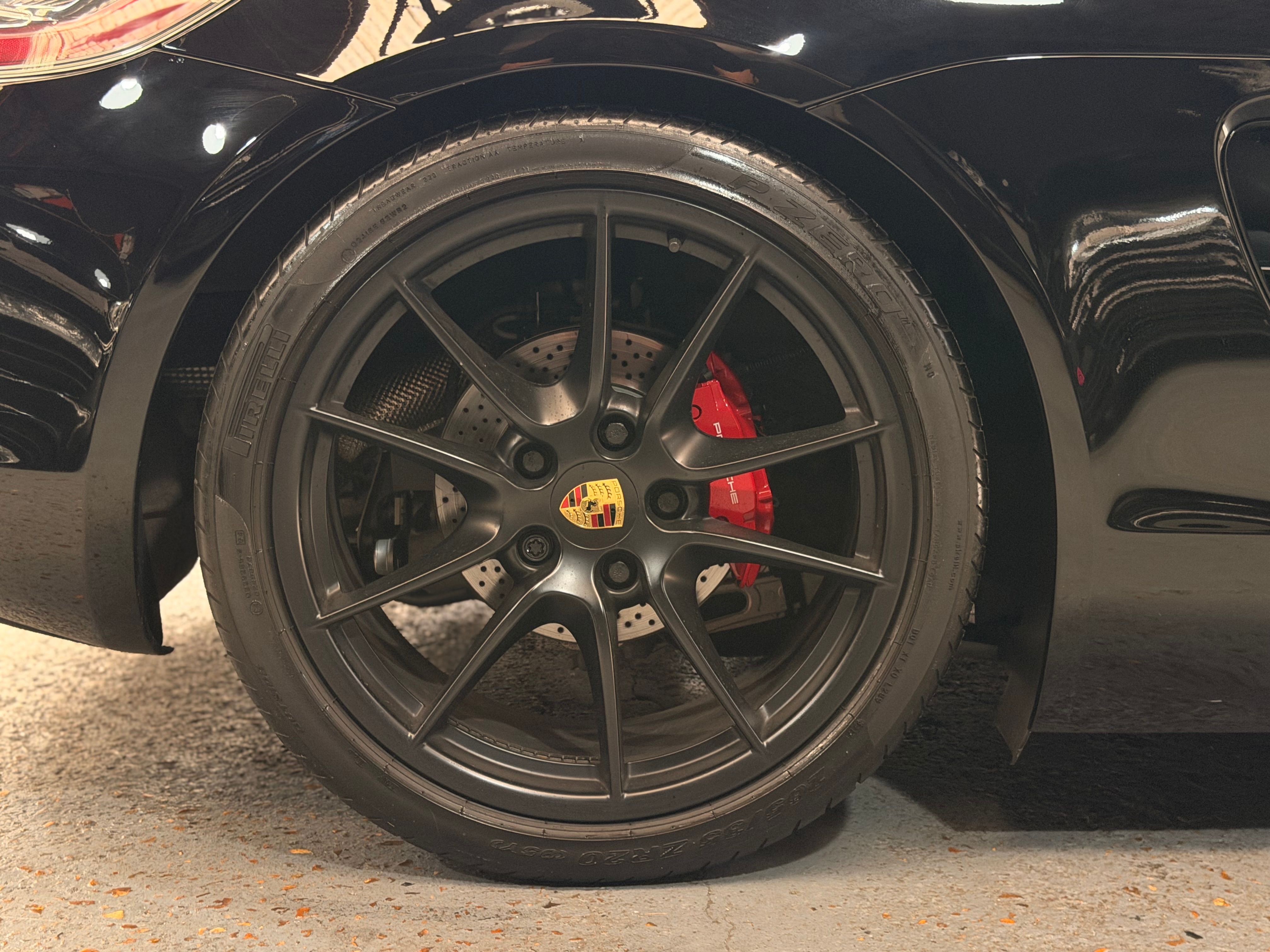 Porsche 981 Boxster GTS PDK 3.4 330cv 63000 km 2015 — jante et pneumatique (41)