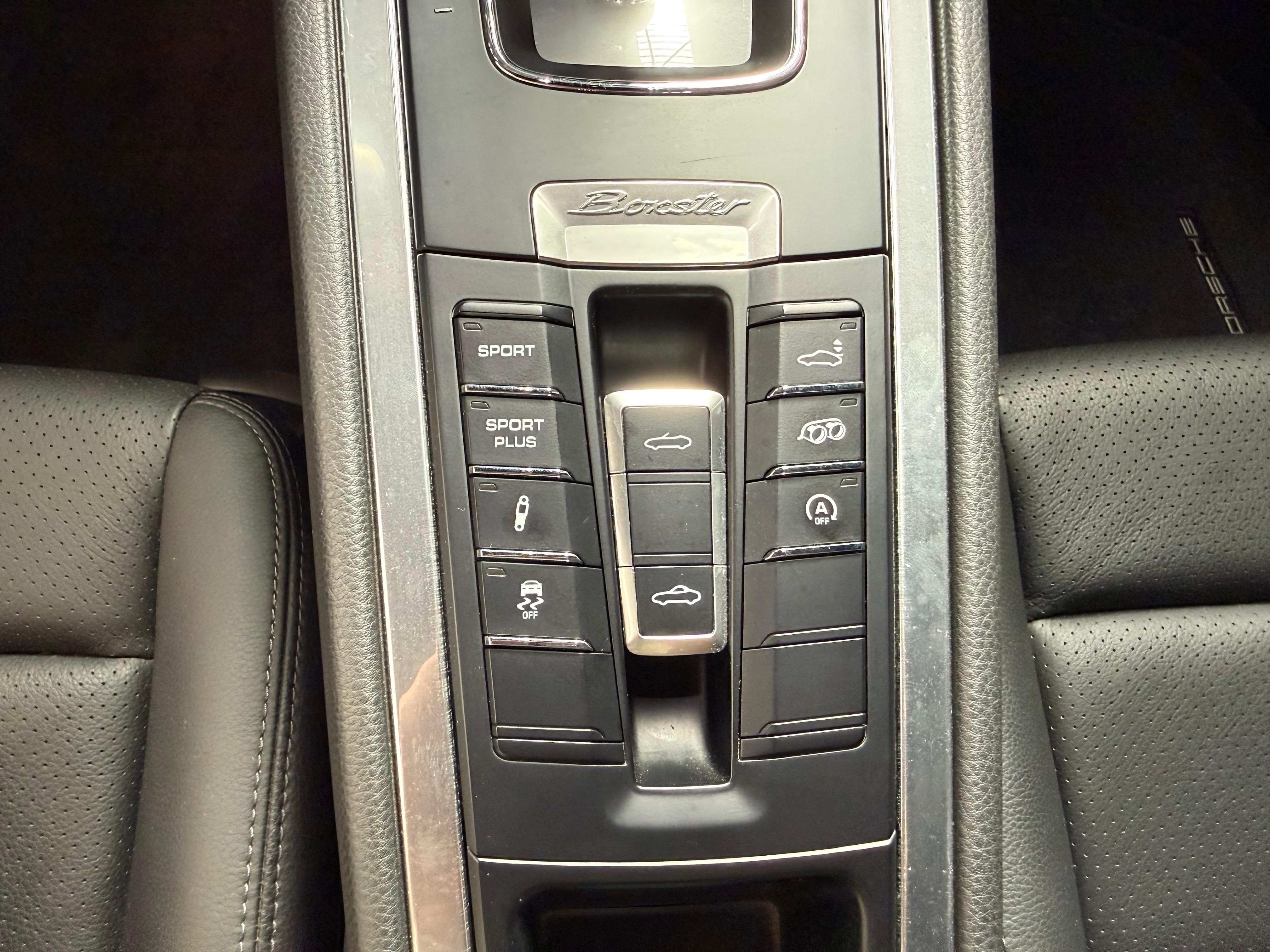 Porsche 981 Boxster S 2013 — detail (32)