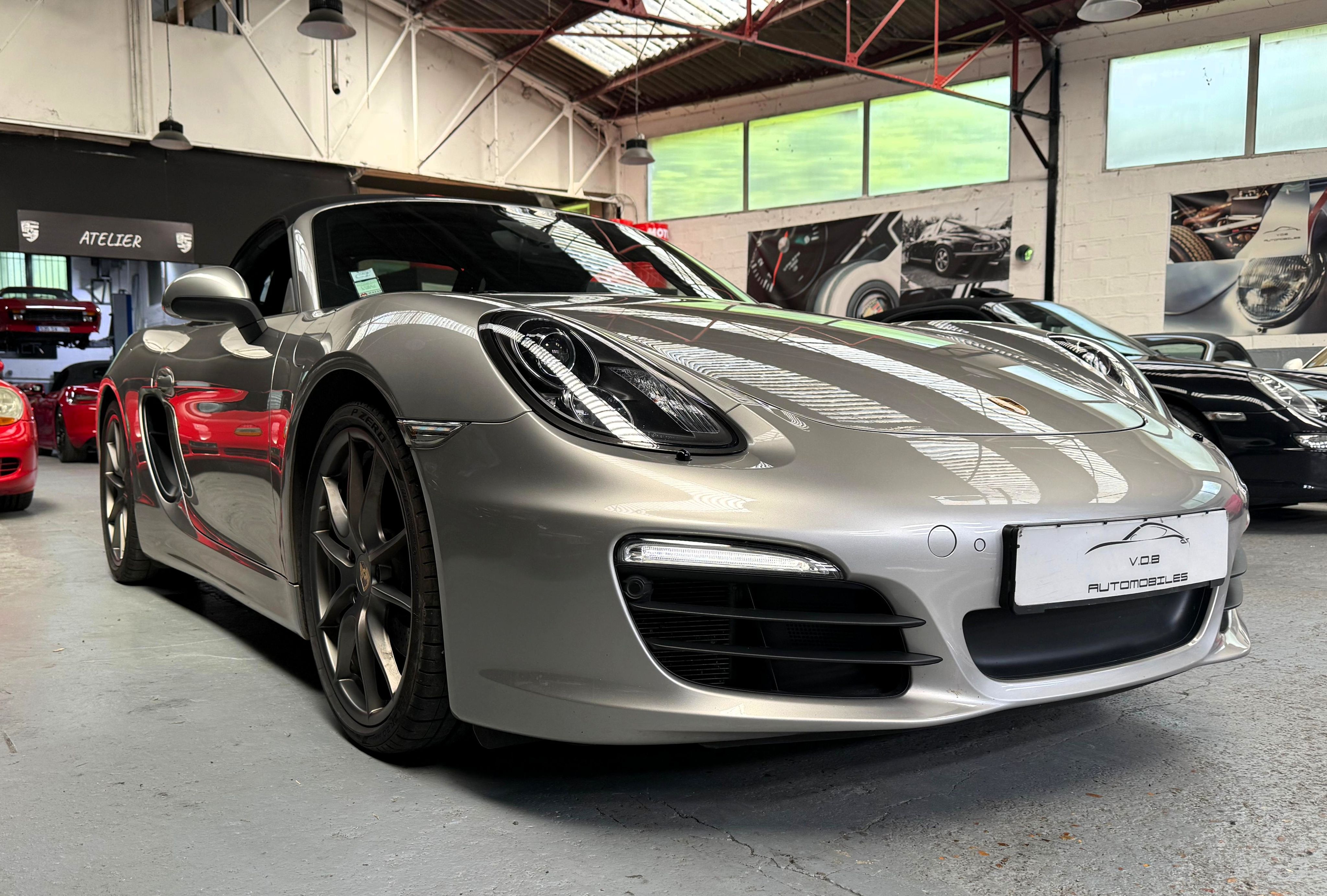 Porsche 981 Boxster S 2013 — vue avant trois-quarts (1)
