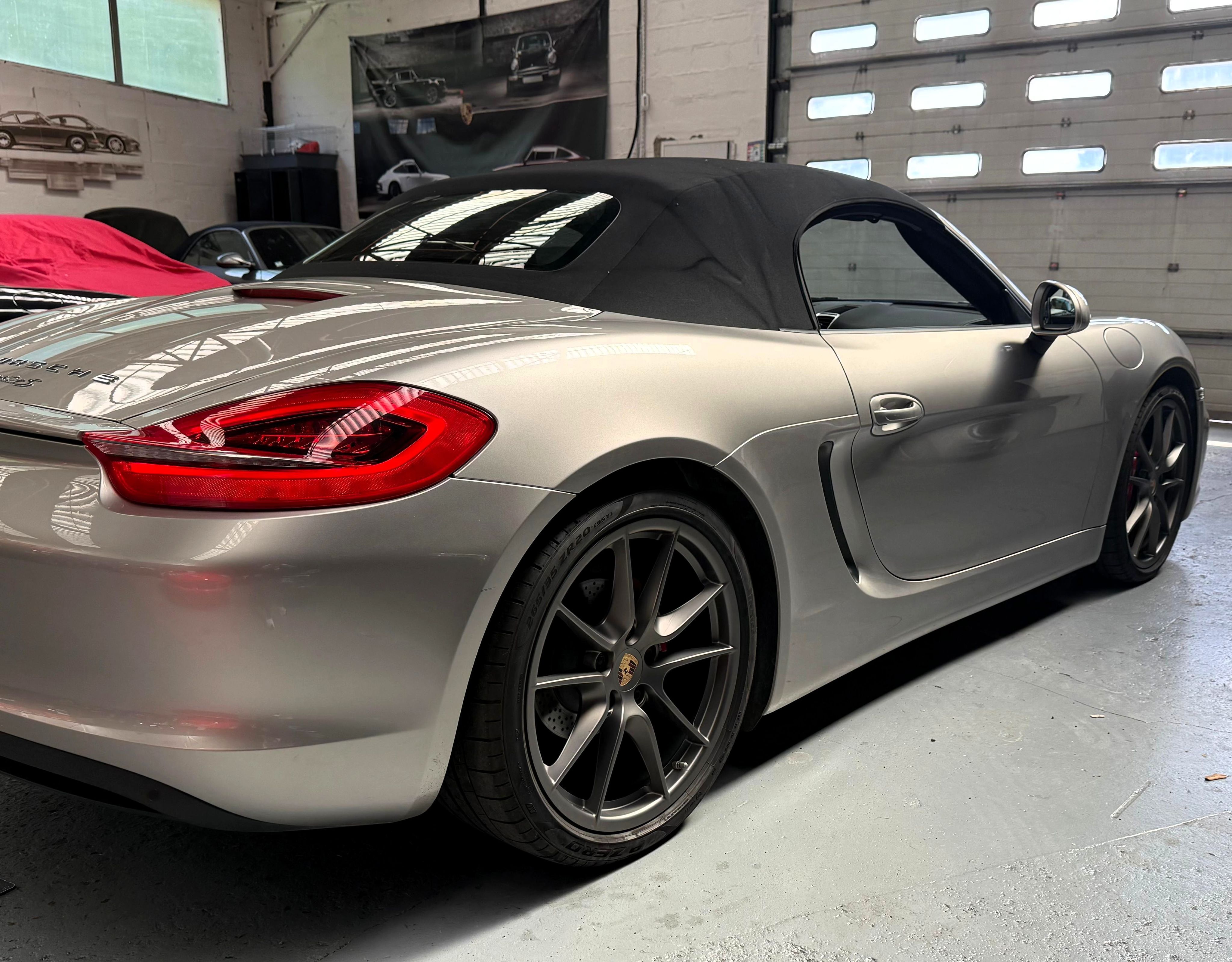 Porsche 981 Boxster S 2013 — vue arriere trois-quarts (5)