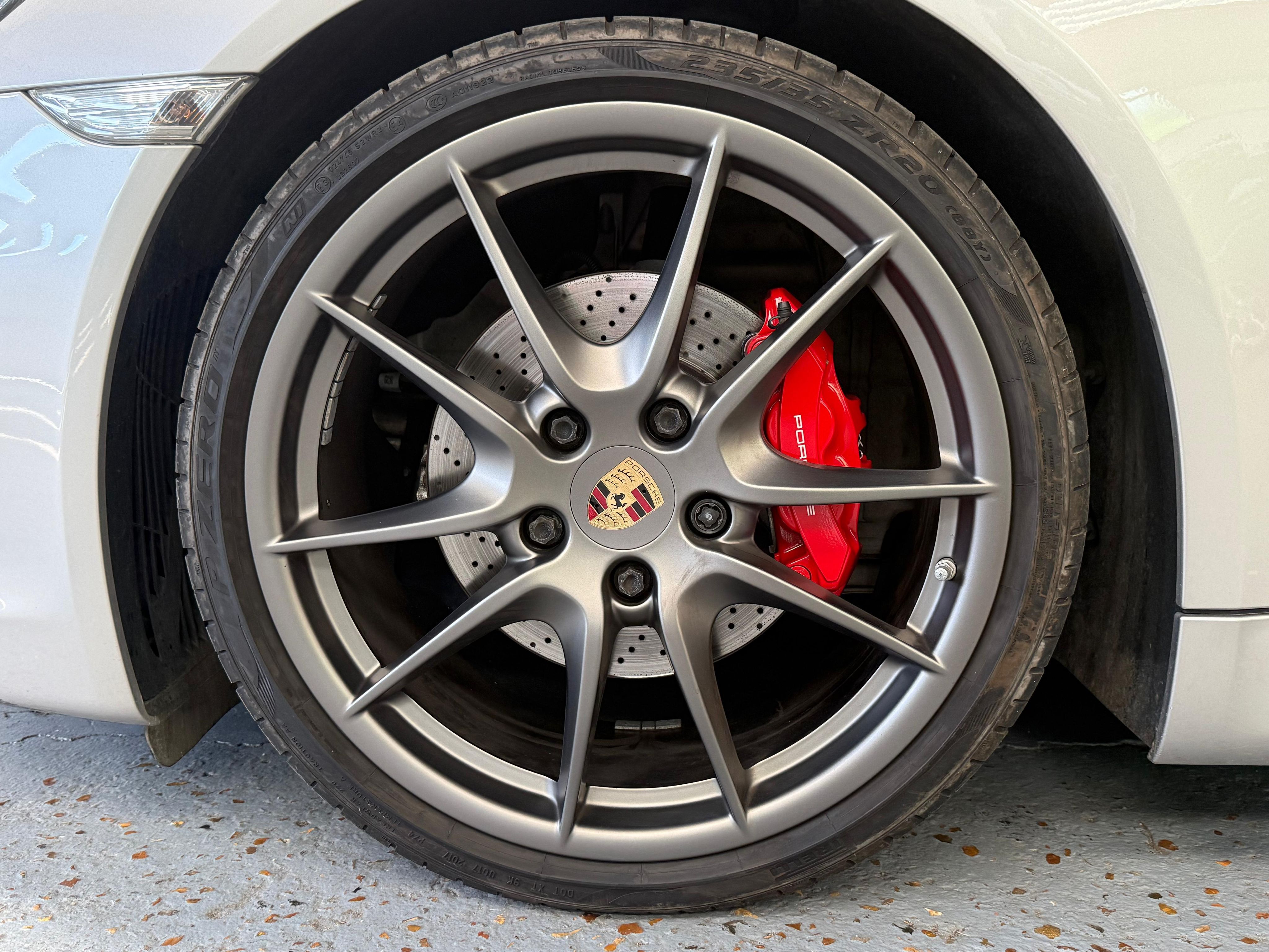 Porsche 981 Boxster S 2013 — jante et pneumatique (27)