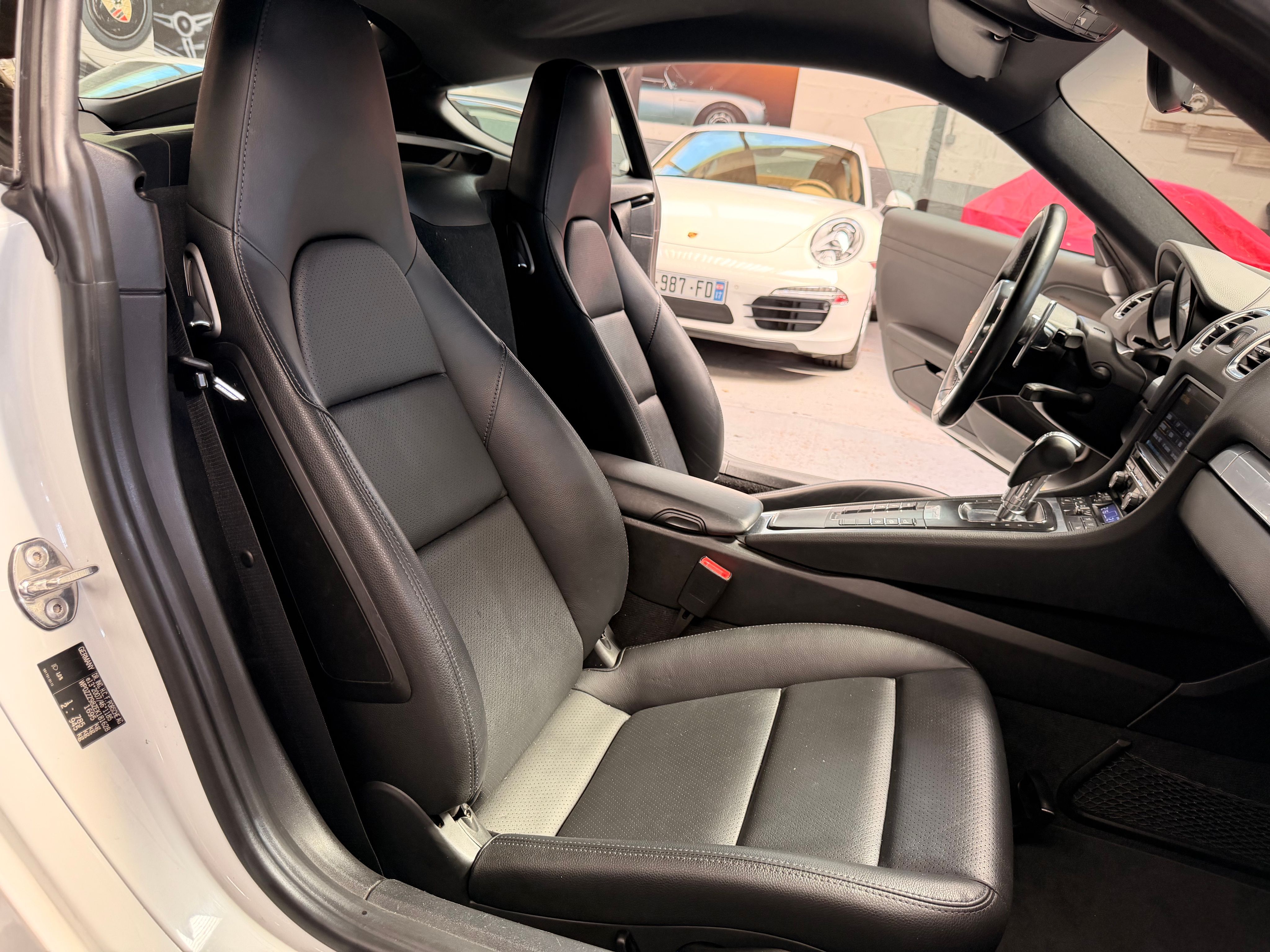 Porsche 981 Cayman S 2013 — sieges (26)