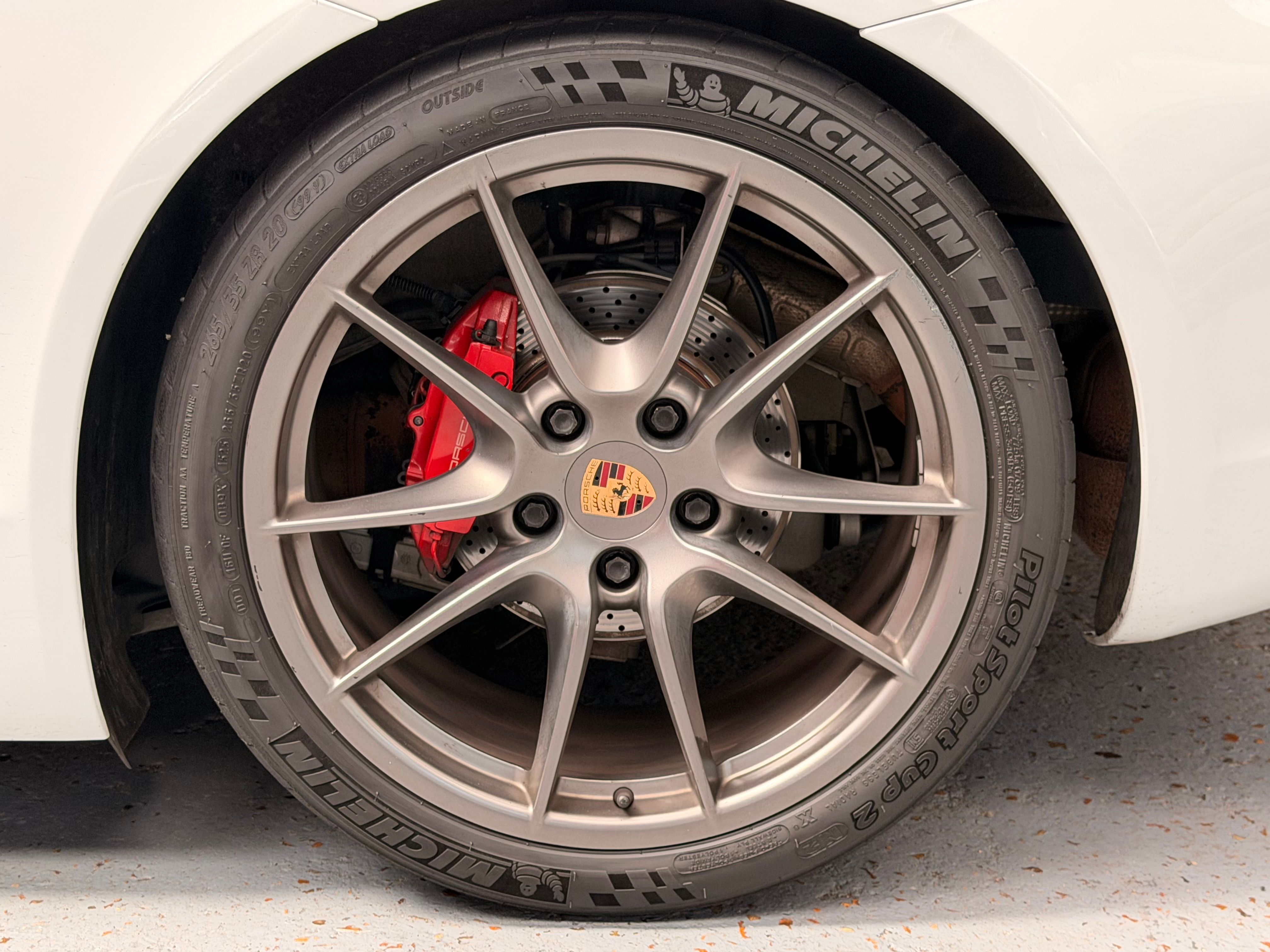 Porsche 981 Cayman S 2013 — jante et pneumatique (34)