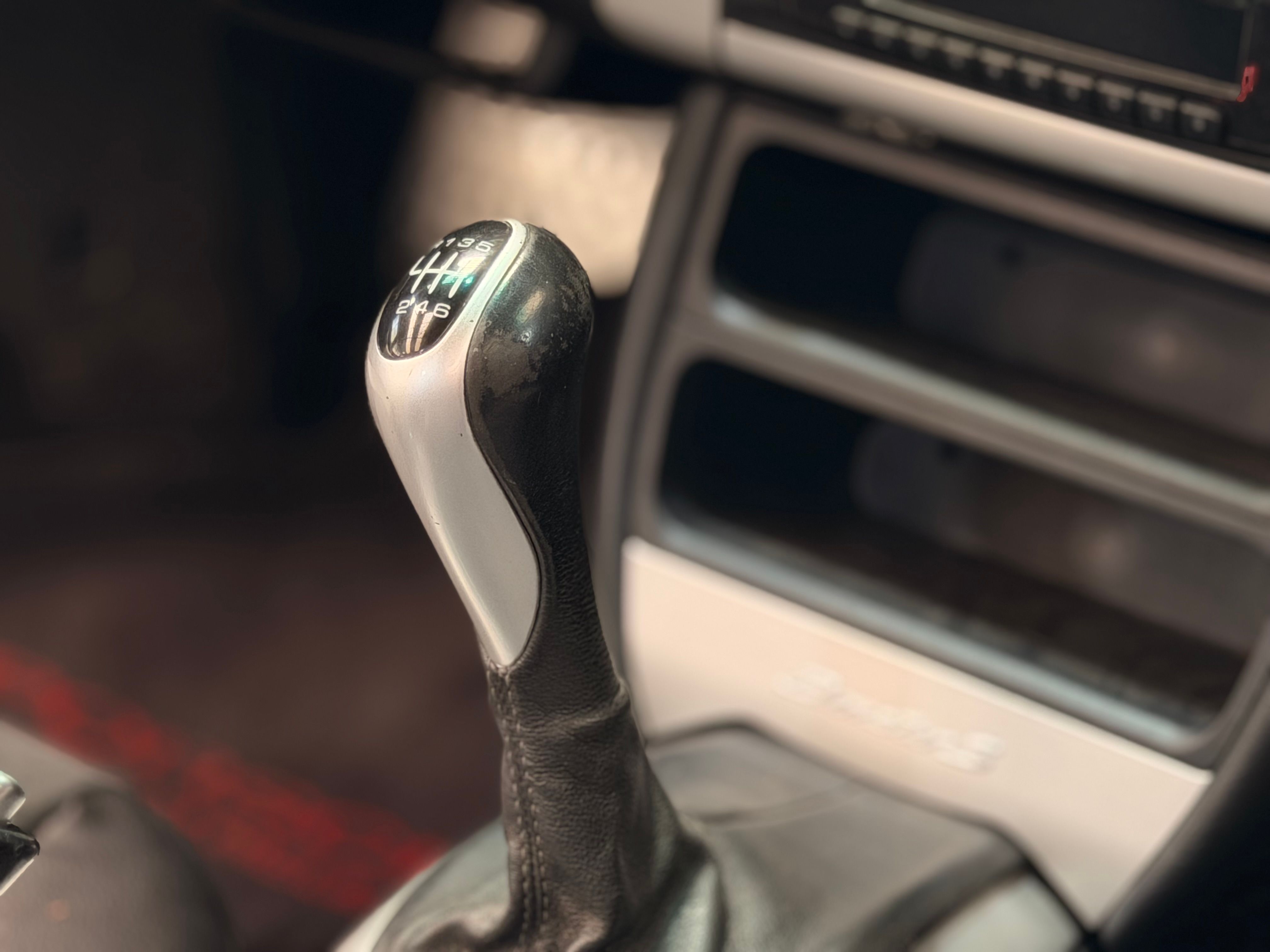 Porsche 986 Boxster S 3.2 250cv BVM Echap sport  113000 km 1999 — detail (37)