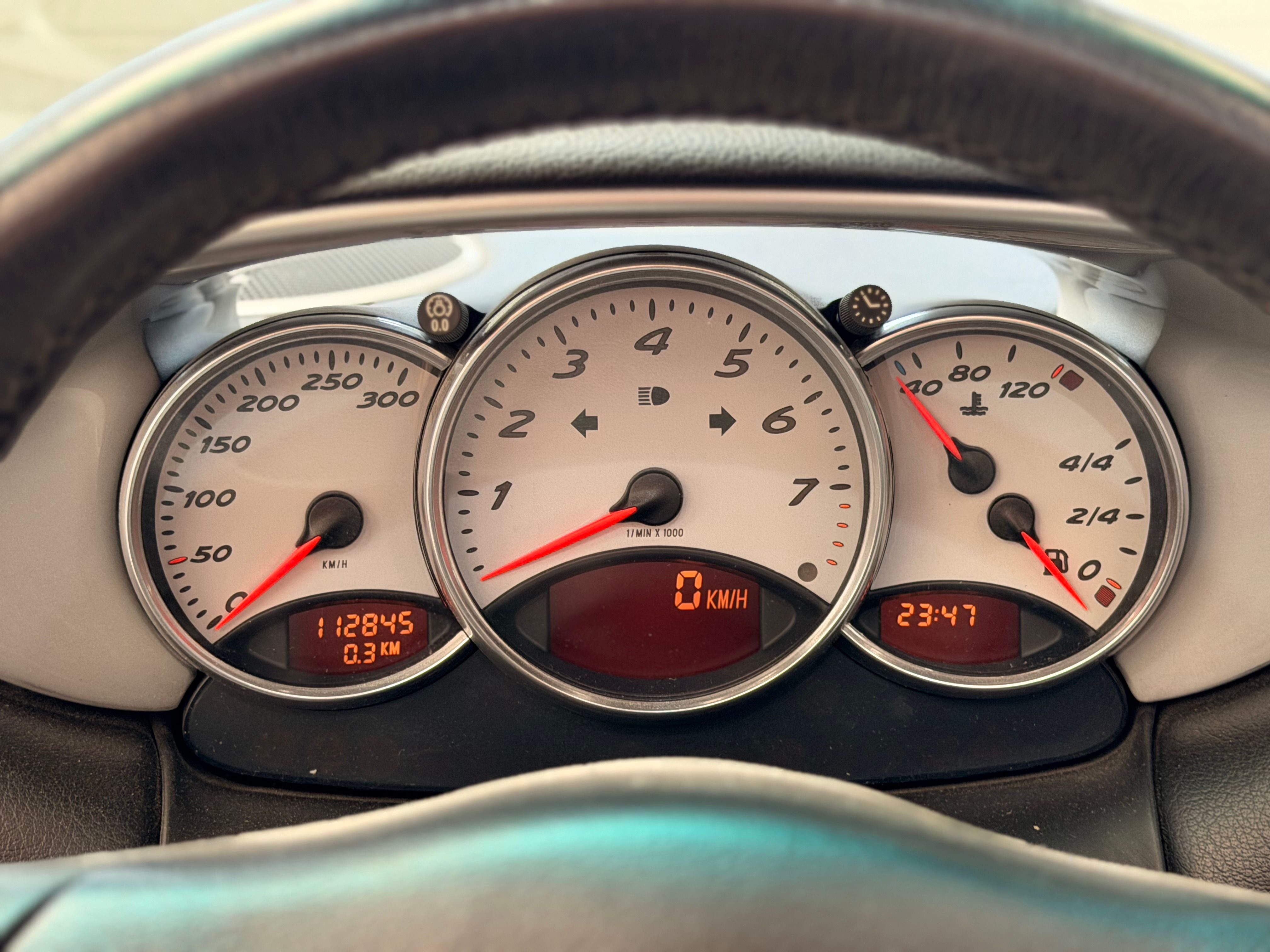 Porsche 986 Boxster S 3.2 250cv BVM Echap sport  113000 km 1999 — tableau de bord (17)