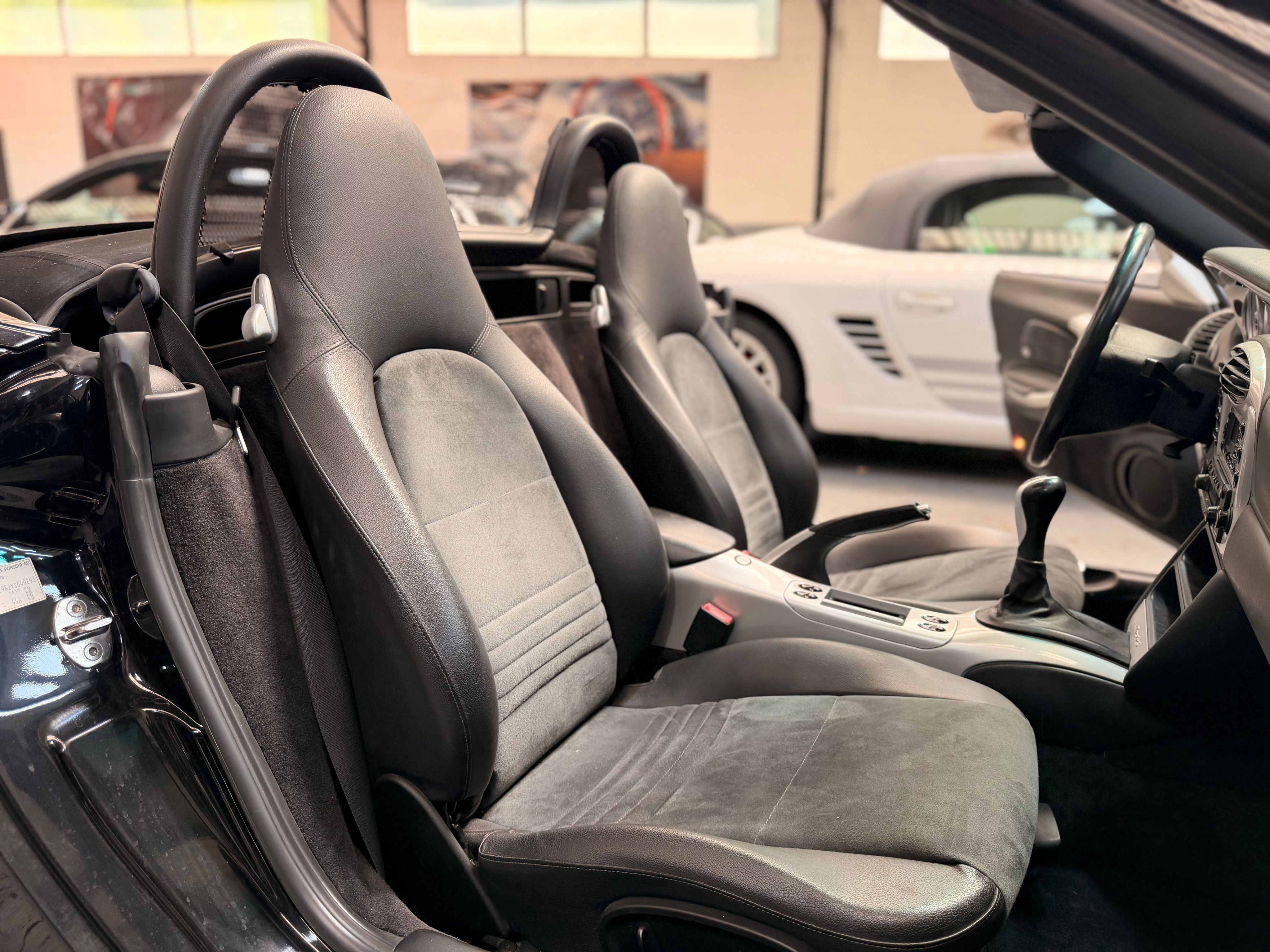 Porsche 986 Boxster S 3.2 250cv BVM Echap sport  113000 km 1999 — sieges (22)