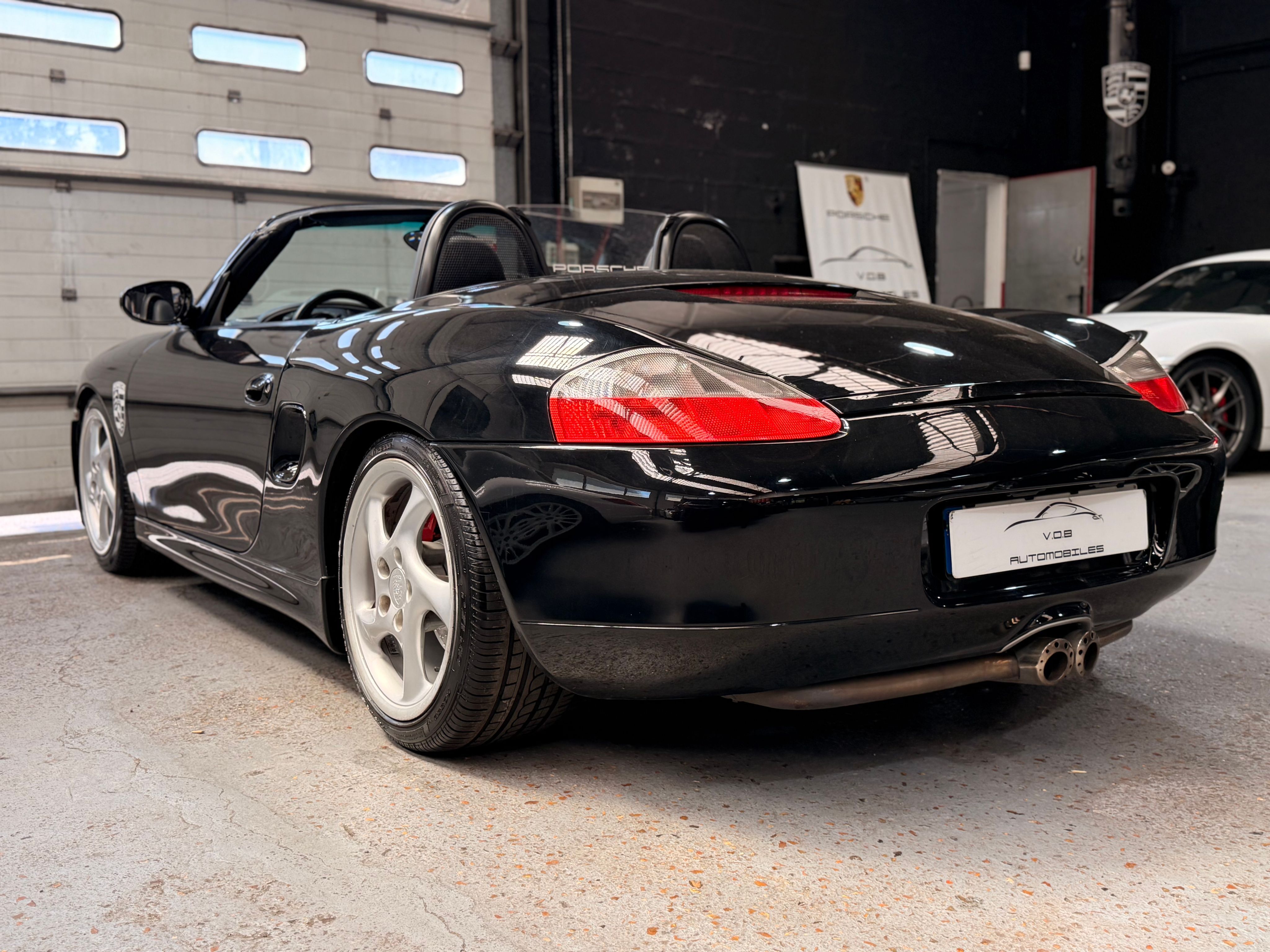Porsche 986 Boxster S 3.2 250cv BVM Echap sport  113000 km 1999 — vue arriere trois-quarts (12)