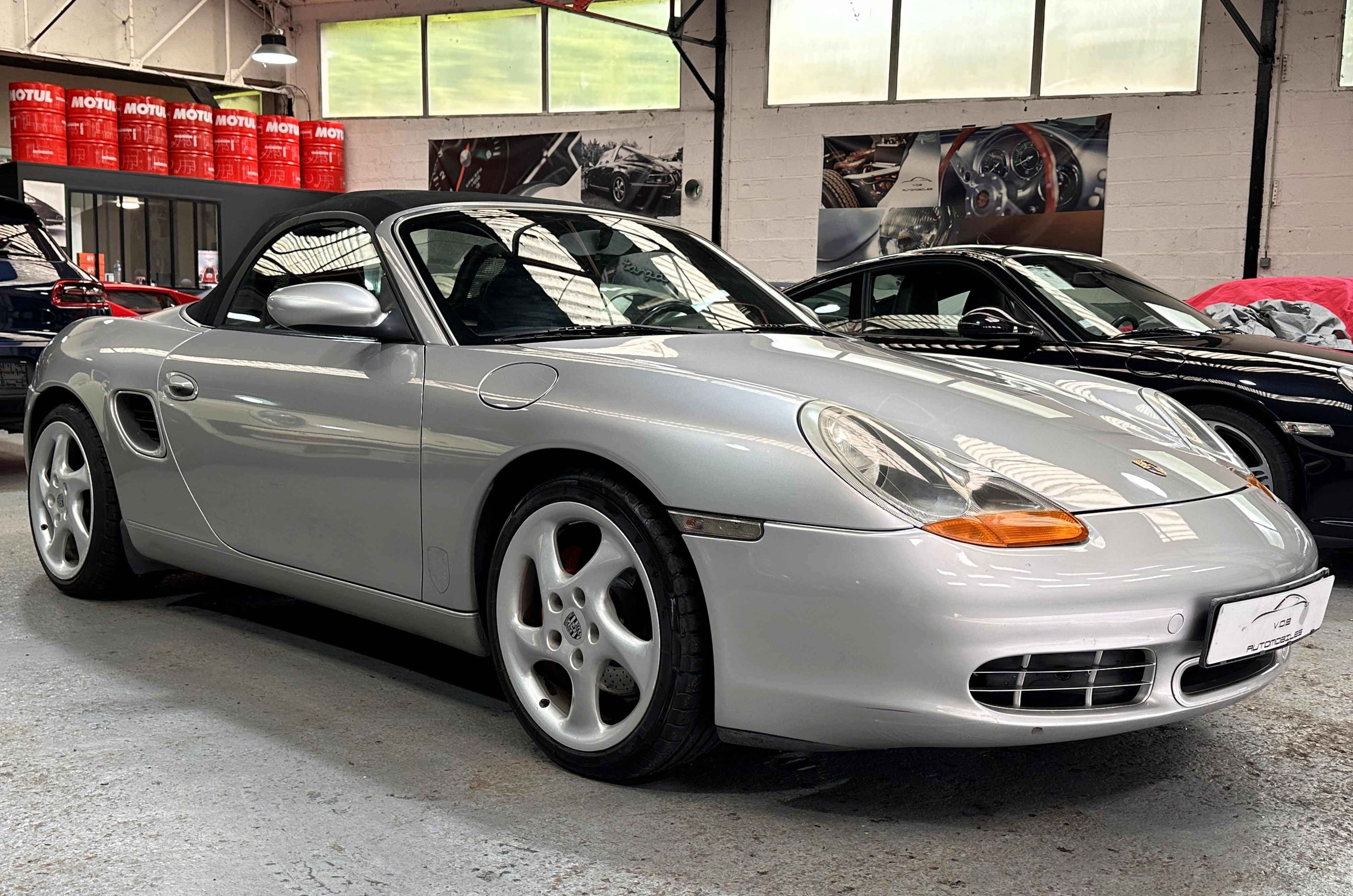 Porsche 986 Boxster S 2002 — vue avant trois-quarts (3)