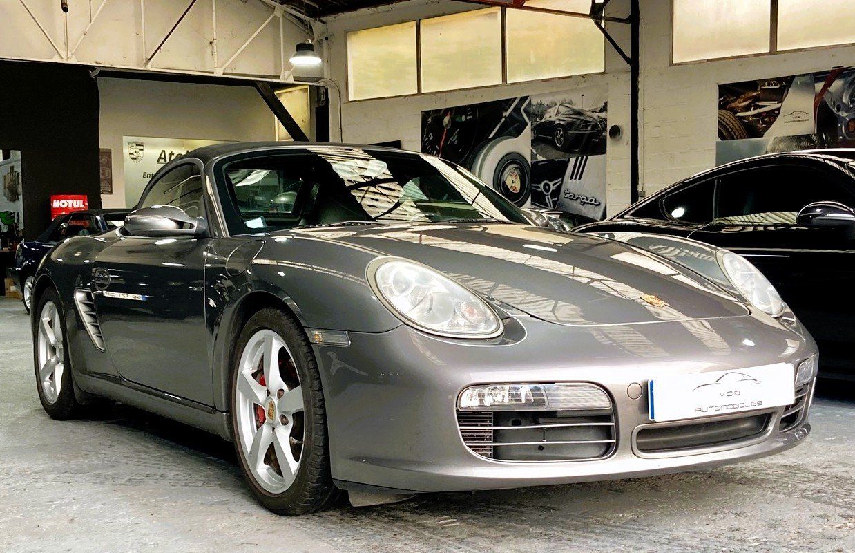 Porsche 987 Boxster S 2007 — vue avant trois-quarts (2)