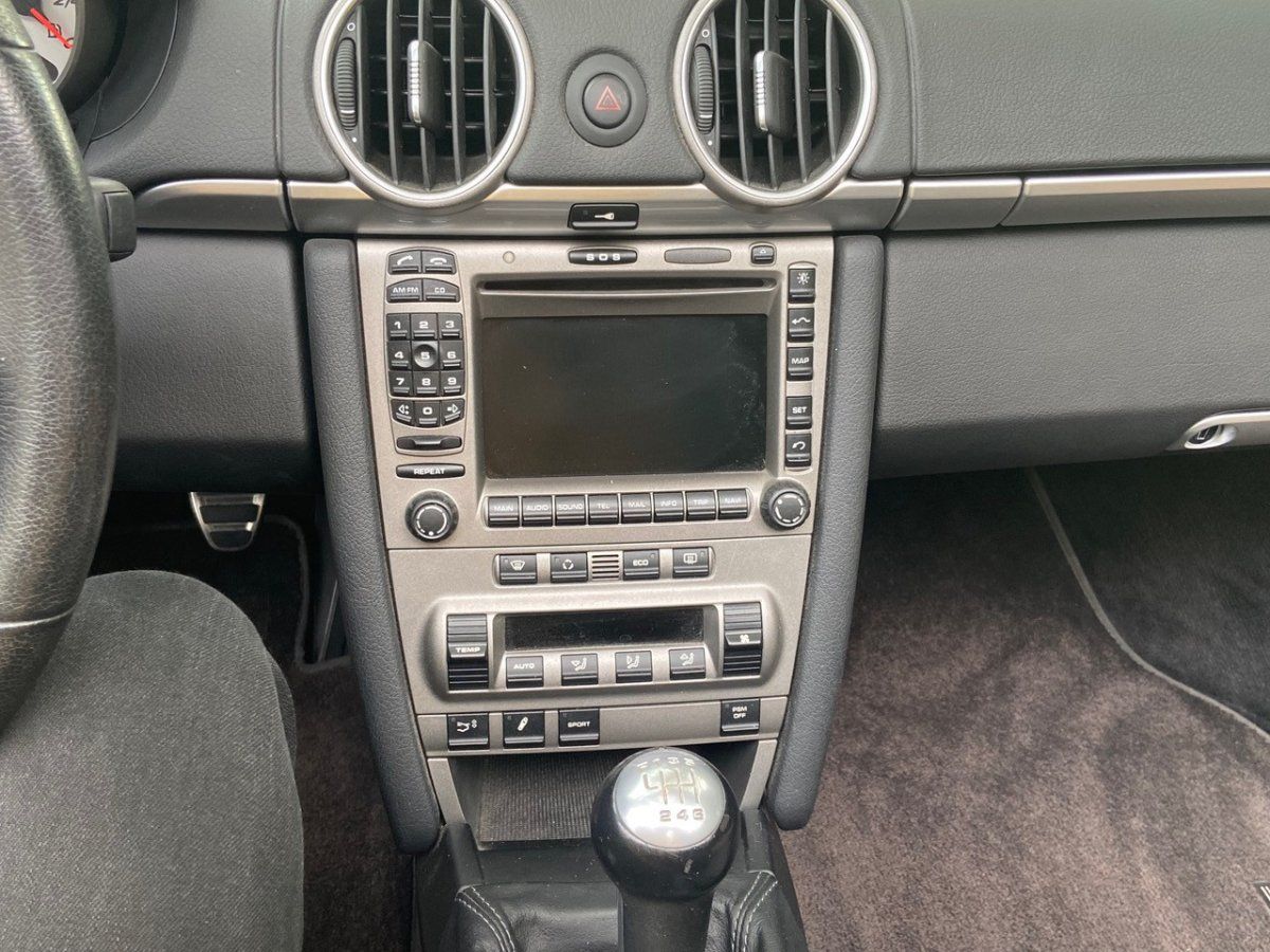 Porsche 987 Boxster S 2007 — detail interieur (24)