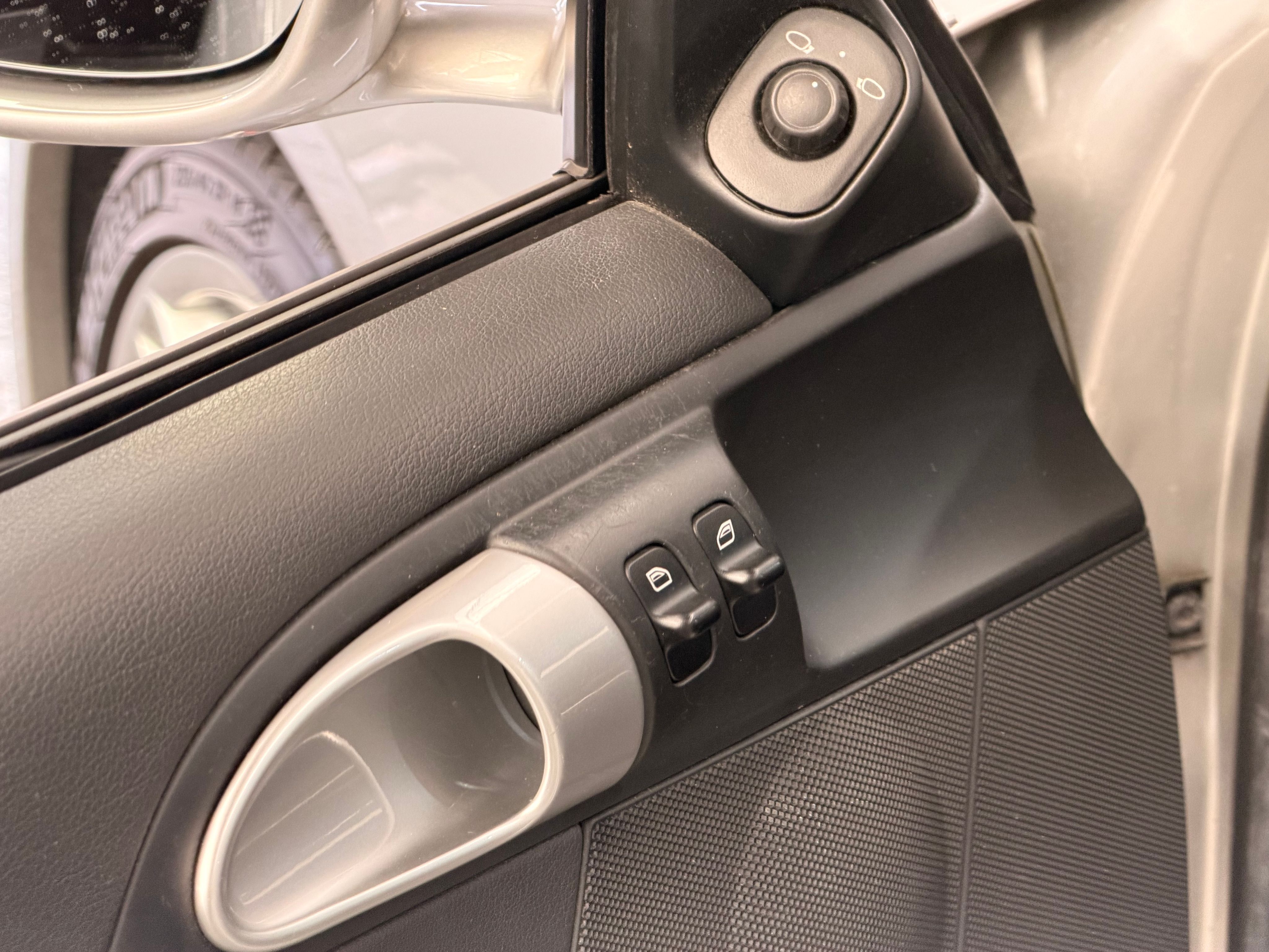 Porsche 987 Boxster S 3.2 280cv BVM 50000km France 2005 — detail (37)