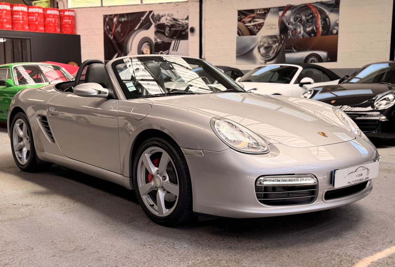 Porsche 987 Boxster S 3.4 295cv bvm France 69000 km 2009 — vue avant trois-quarts (1)