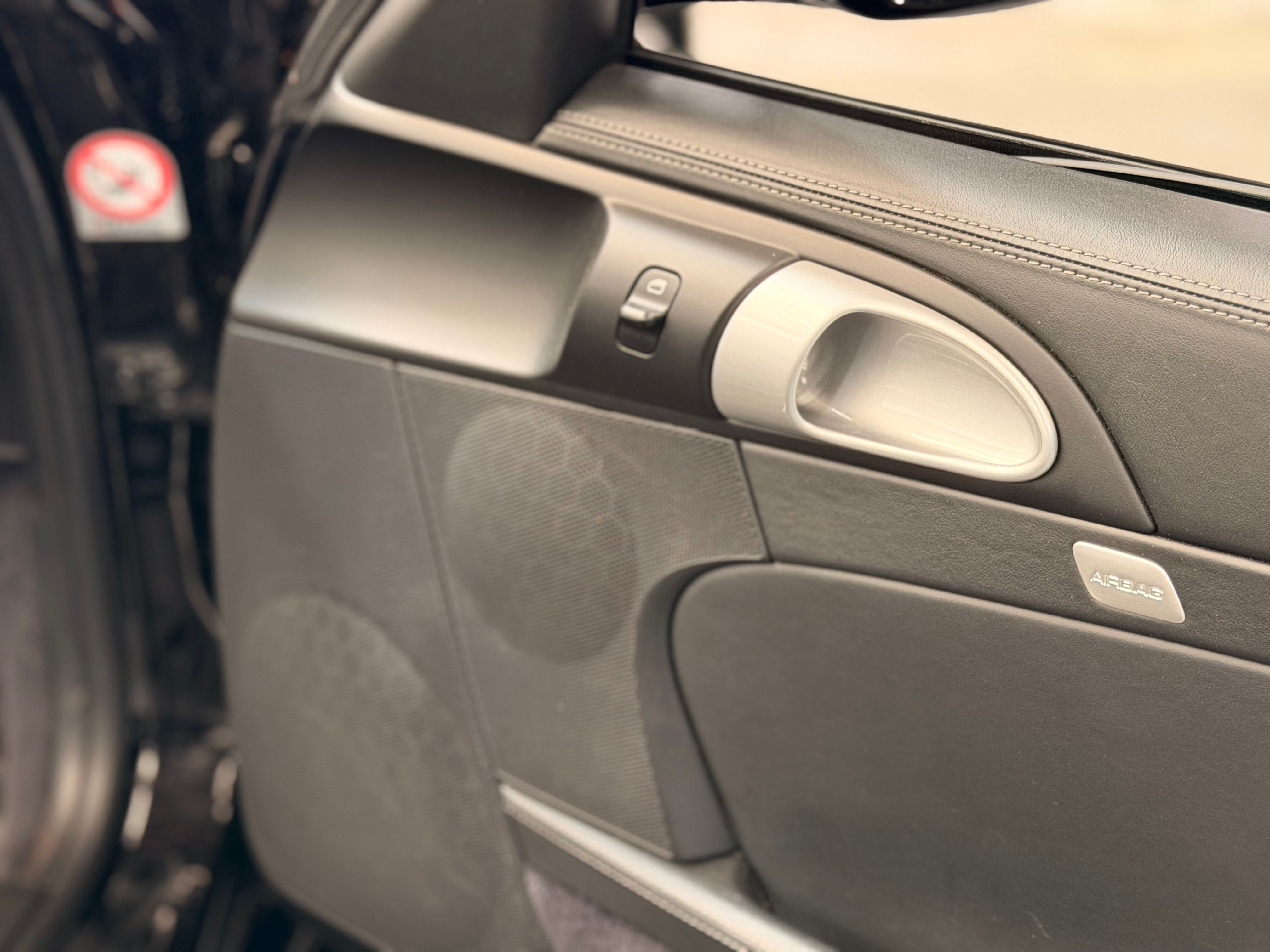 Porsche 987.2 Boxster S 3.4 310cv BVM Superbe 2010 — detail (38)