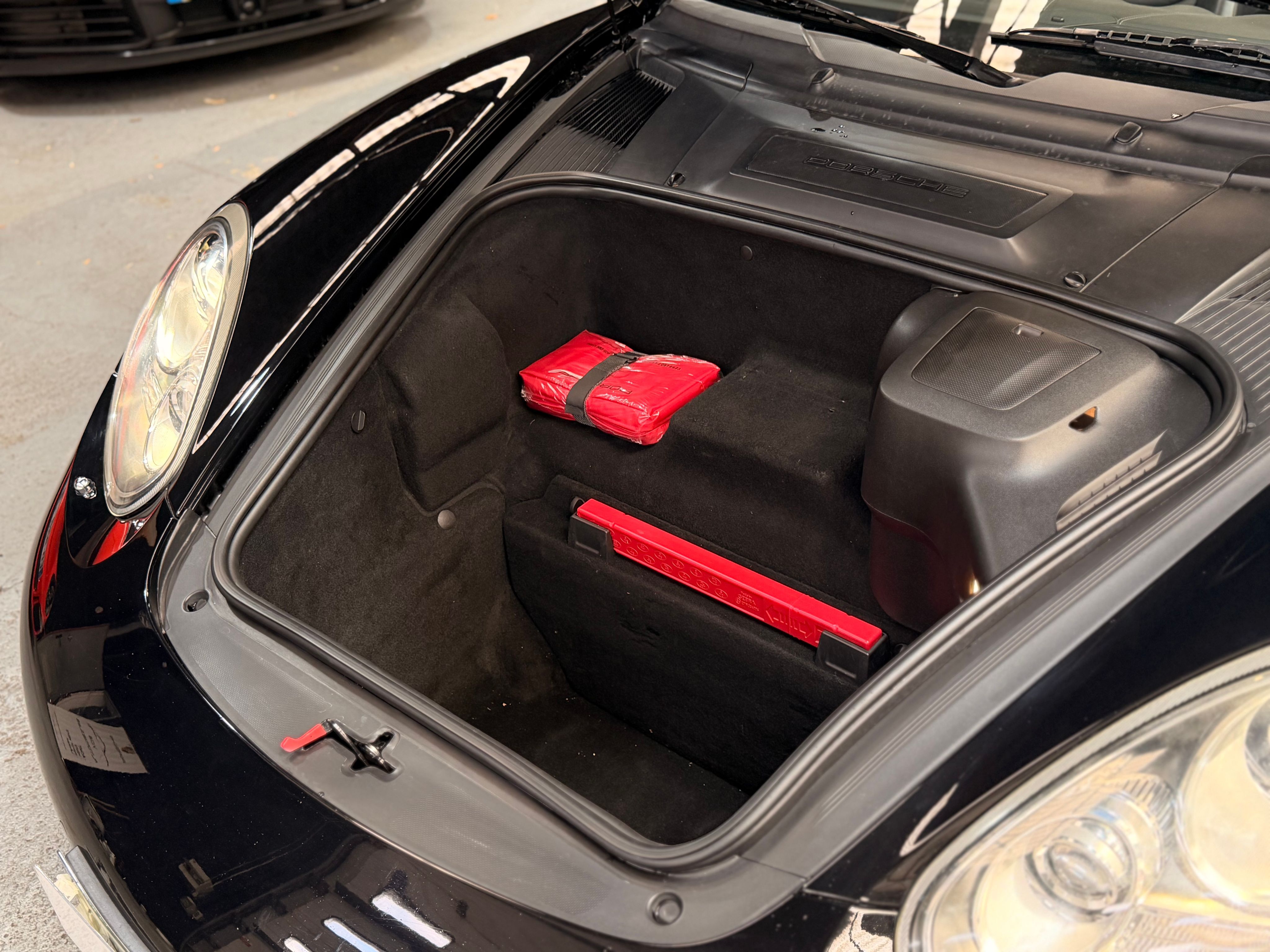Porsche 987.2 Boxster S 3.4 310cv BVM Superbe 2010 — coffre (25)