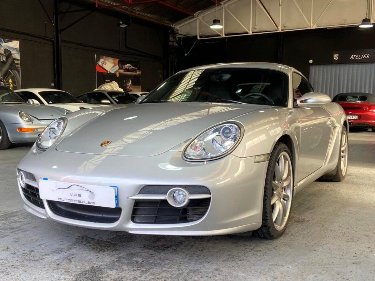 Porsche 987 Cayman S 2009 — vue avant trois-quarts (1)