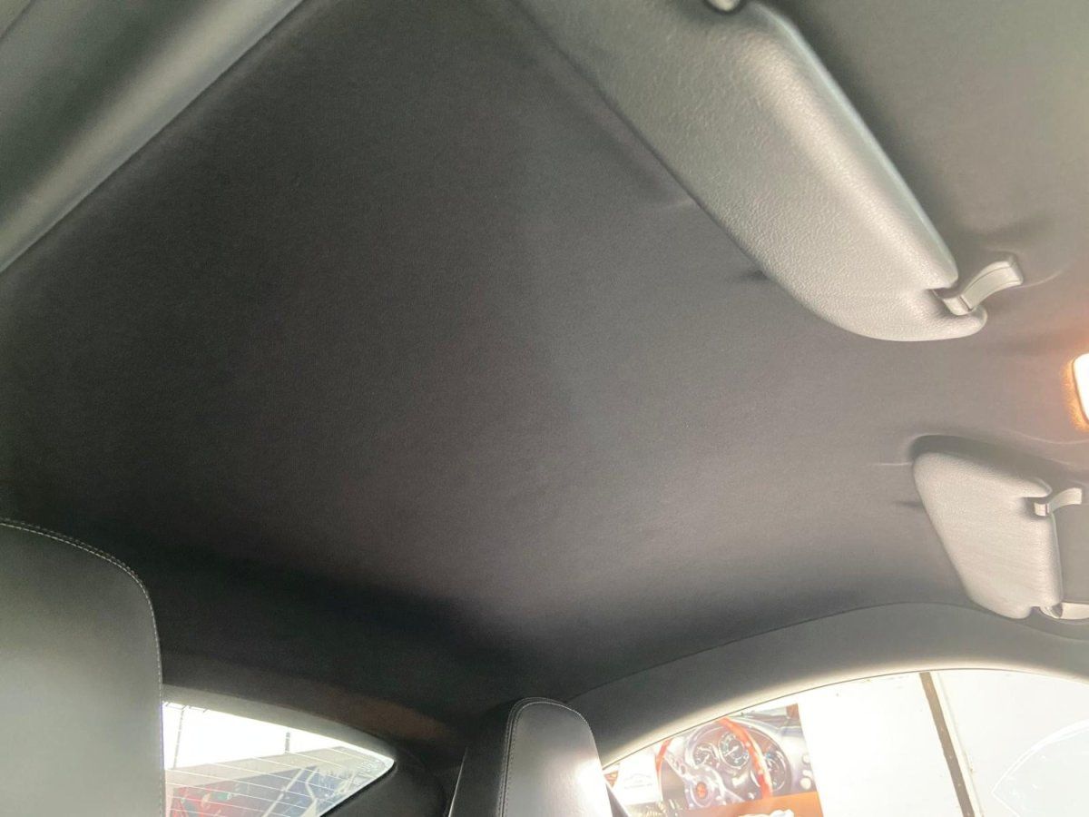 Porsche 987 Cayman S 2009 — detail interieur (34)