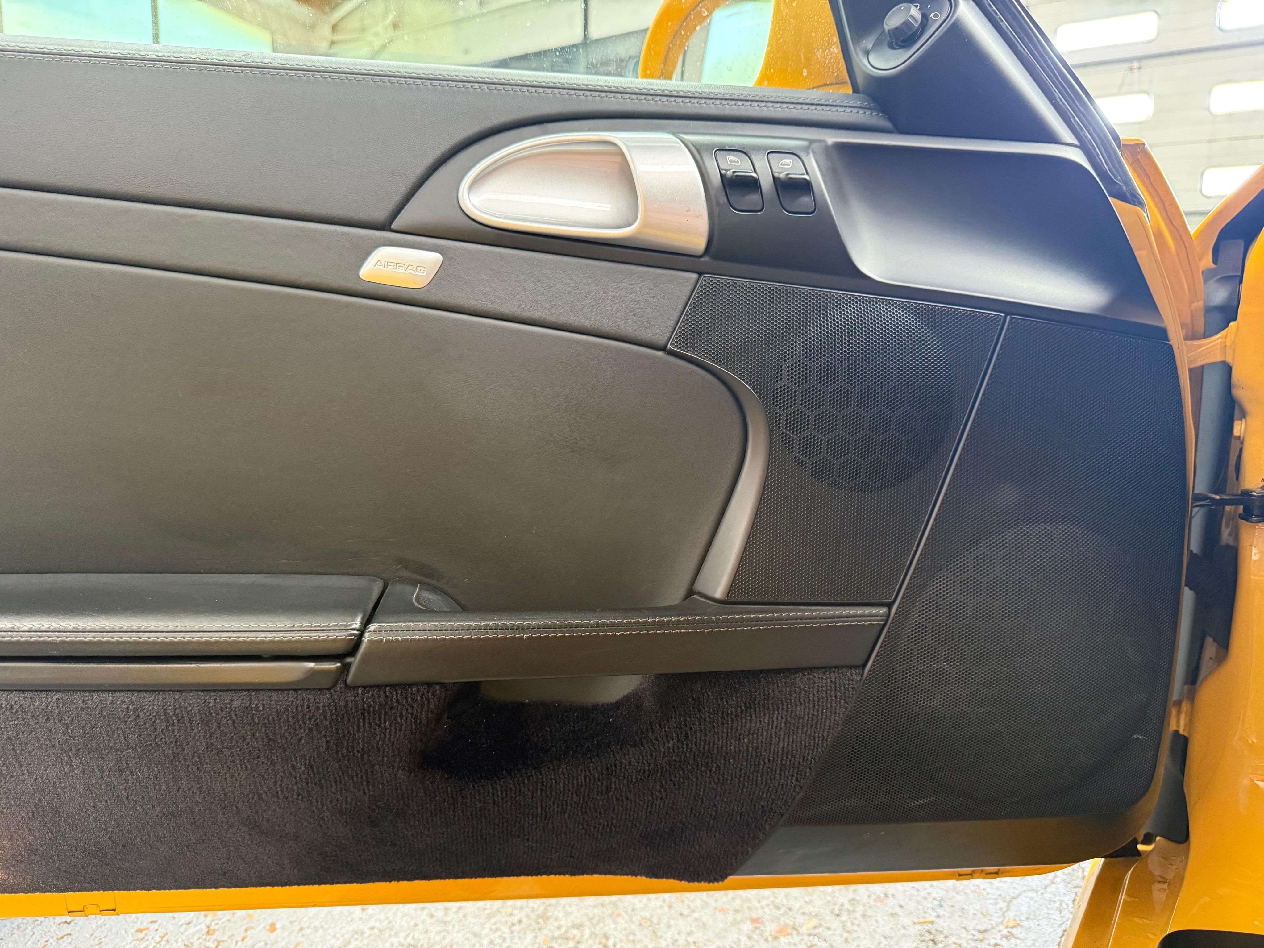 Porsche 987 Cayman S 3.4 295cv BVM France  Departement Exclusif 2007 — detail (33)