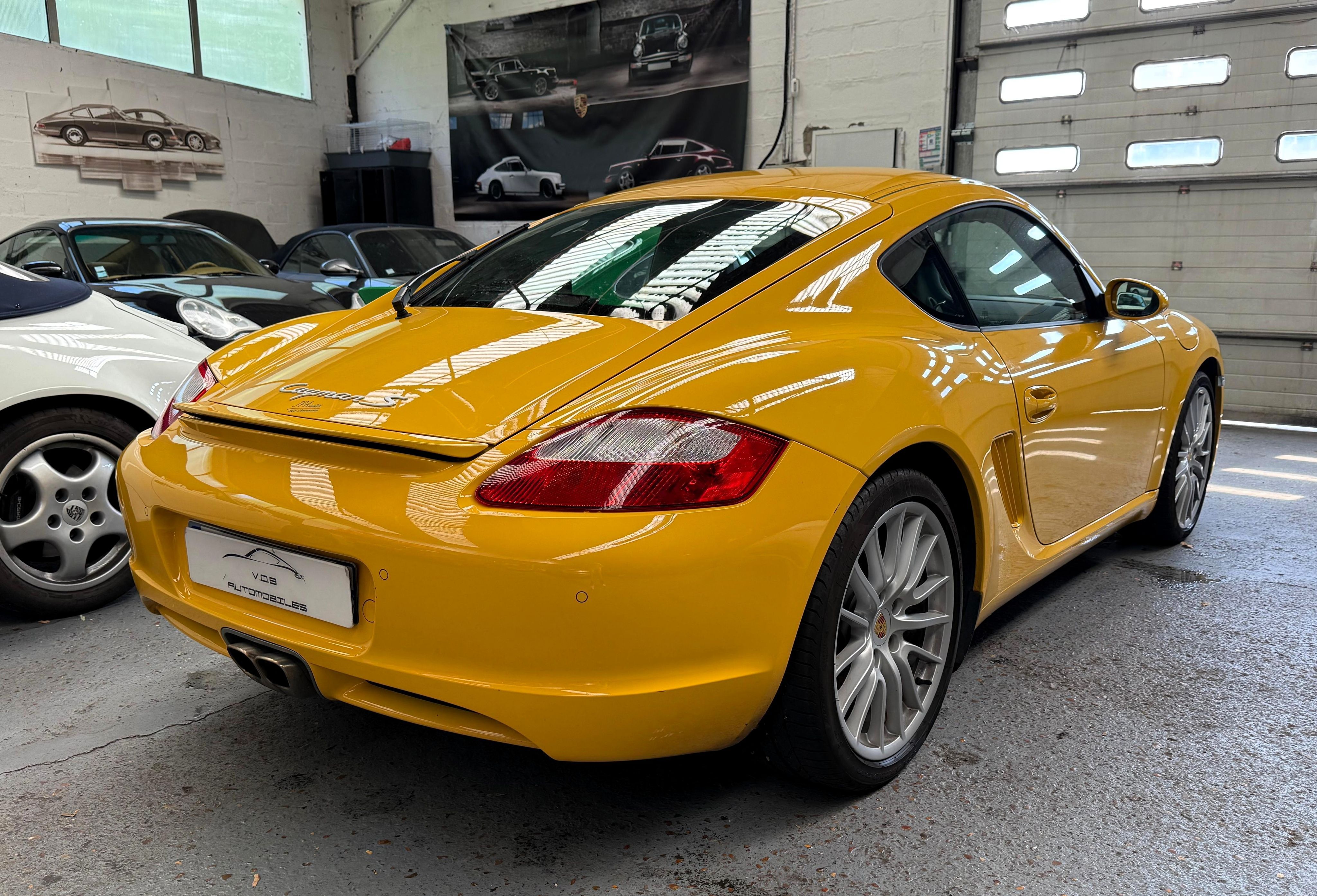 Porsche 987 Cayman S 3.4 295cv BVM France  Departement Exclusif 2007 — vue arriere trois-quarts (7)