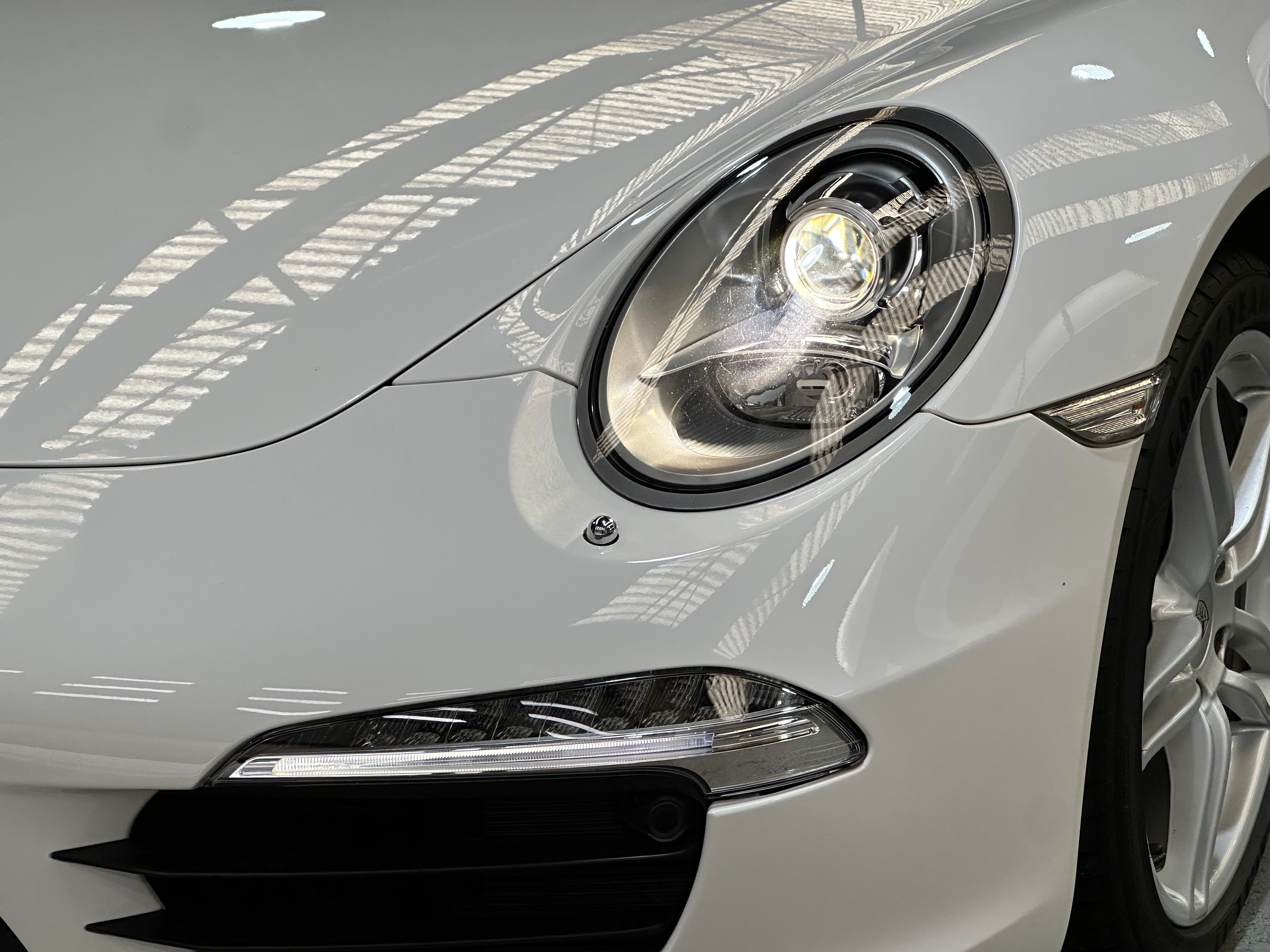 Porsche 991 Carrera 2012 — detail (32)