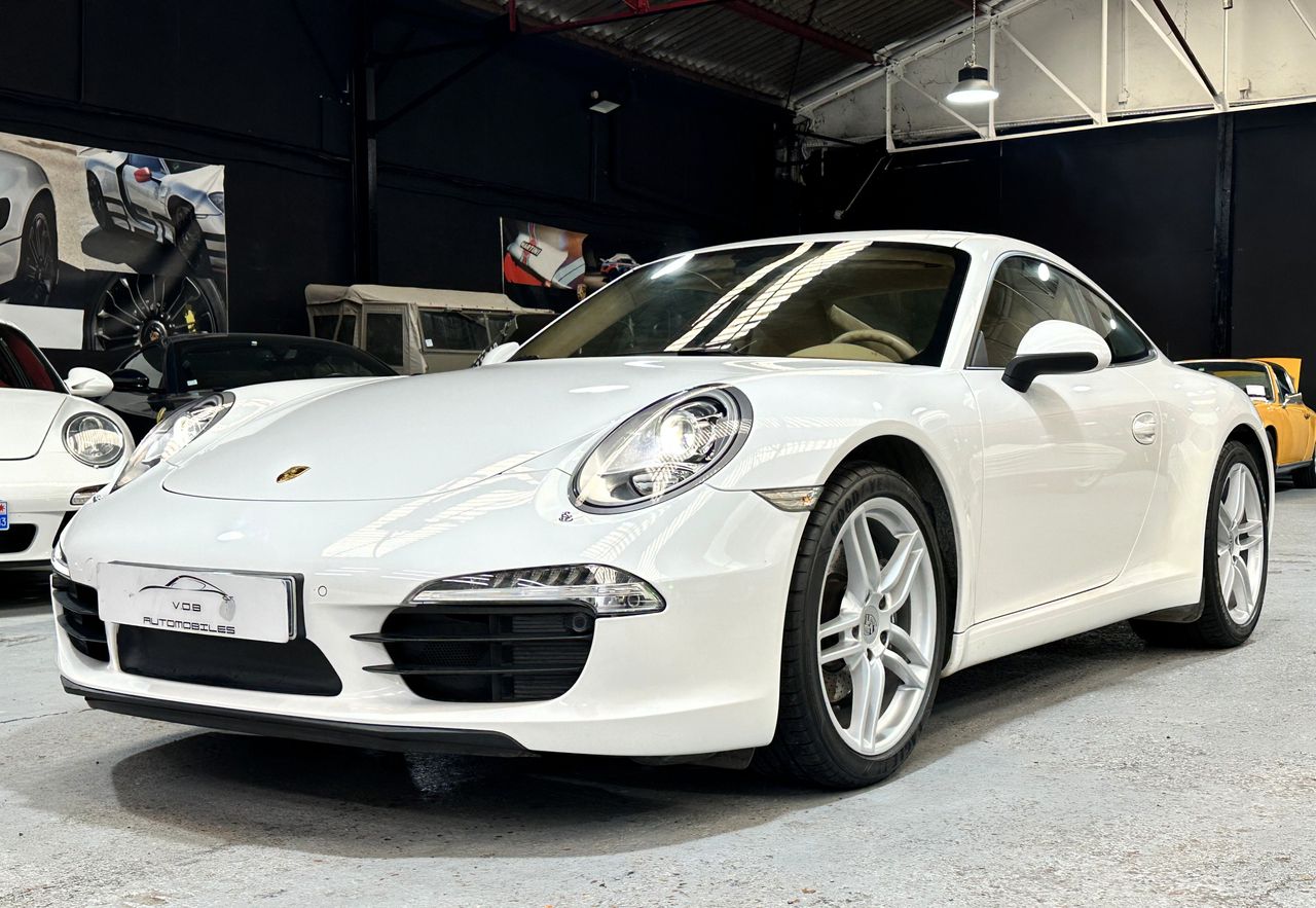 Porsche 991 Carrera 2012 — vue avant trois-quarts (1)