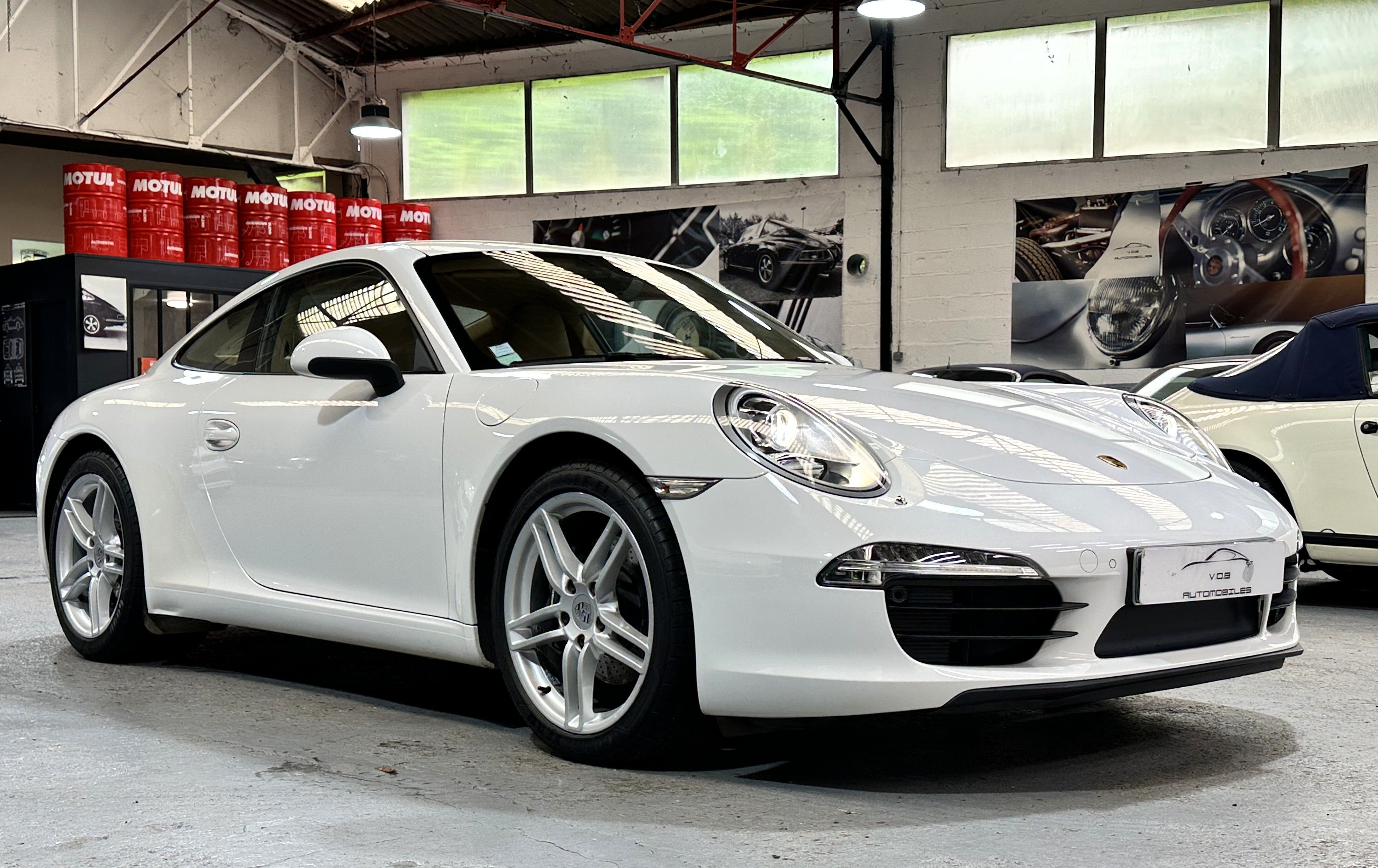 Porsche 991 Carrera 2012 — vue avant trois-quarts (4)