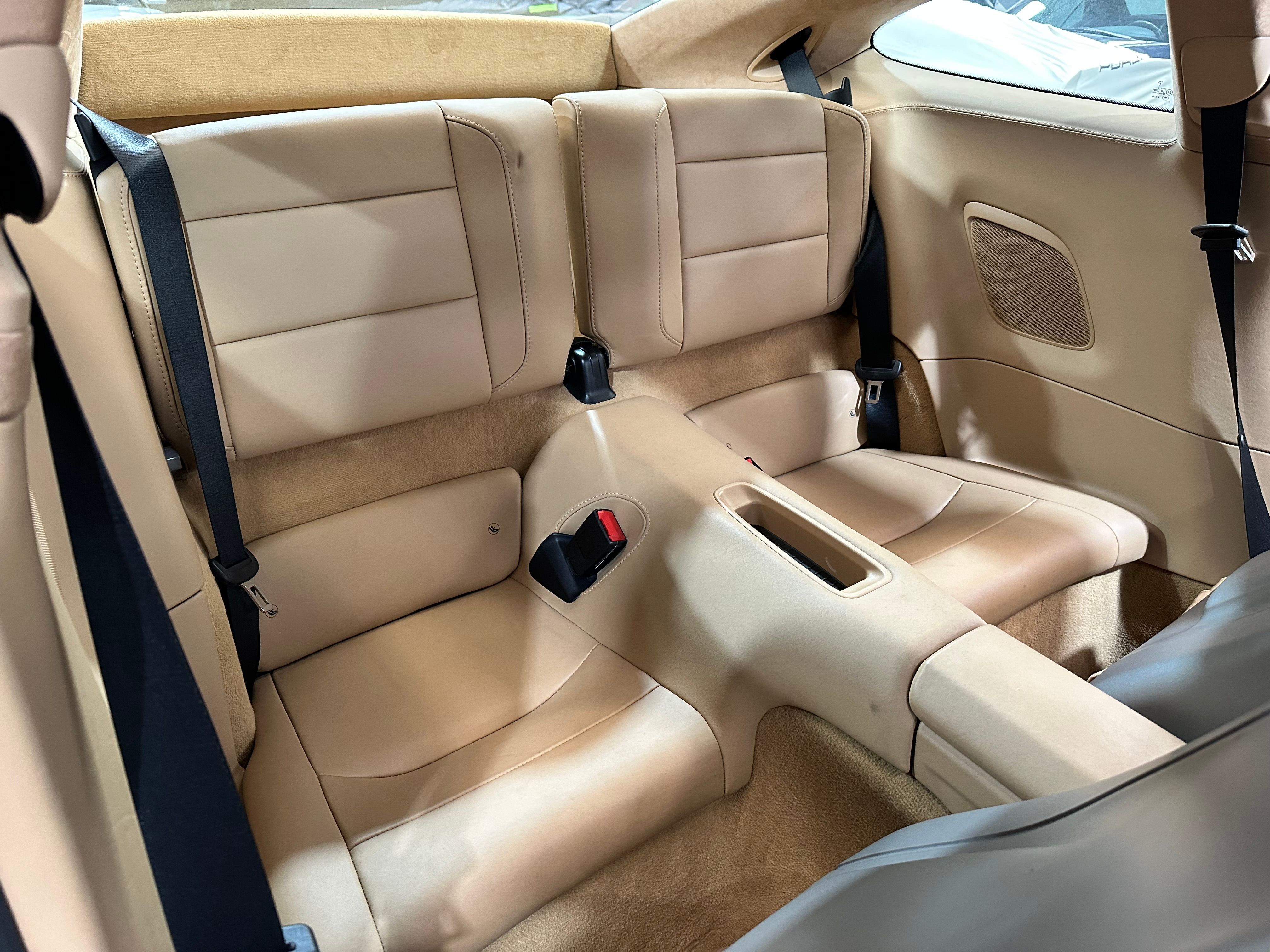 Porsche 991 Carrera 2012 — places arriere (25)