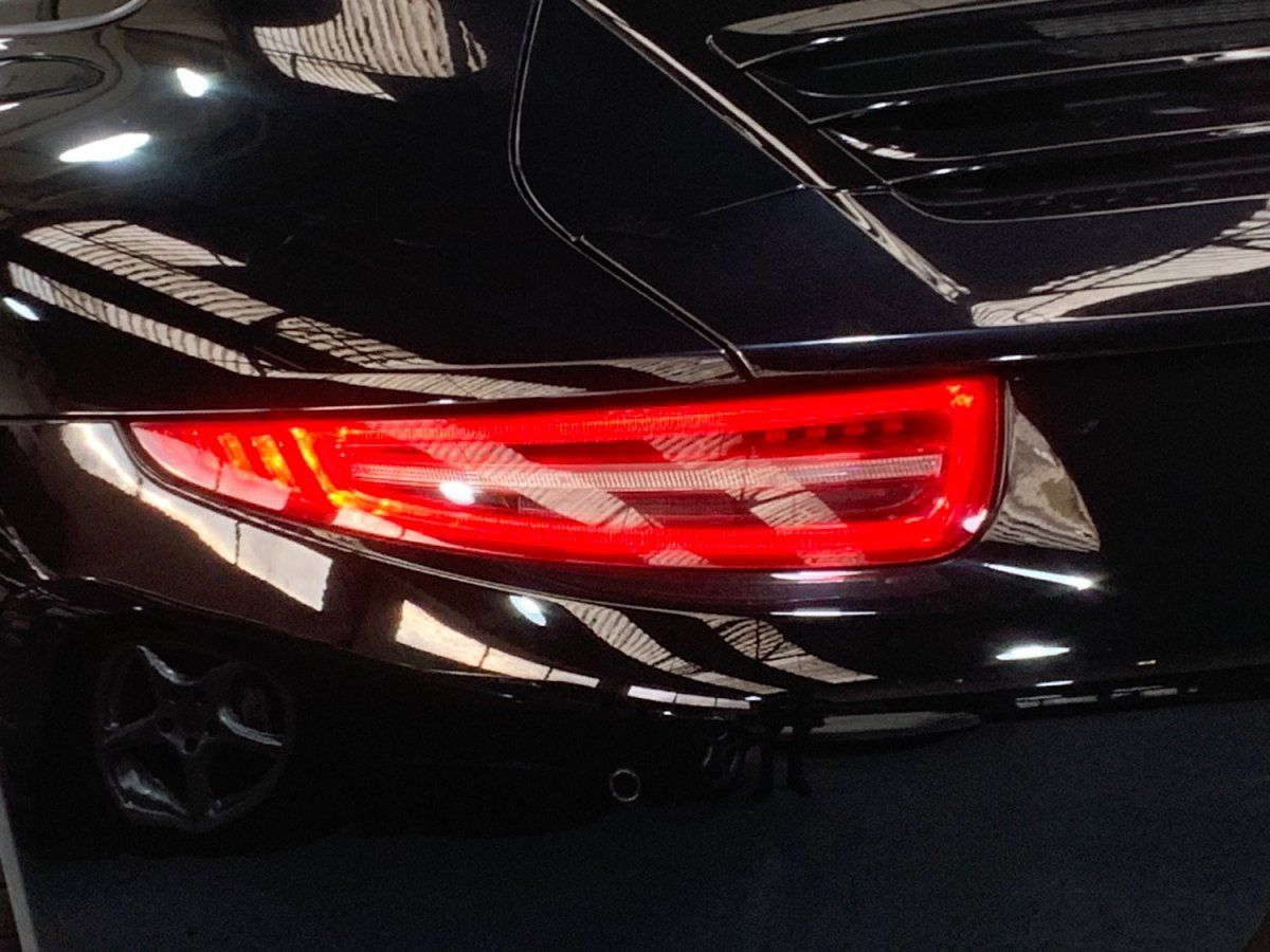 Porsche 991 Carrera 2013 — detail arriere (16)