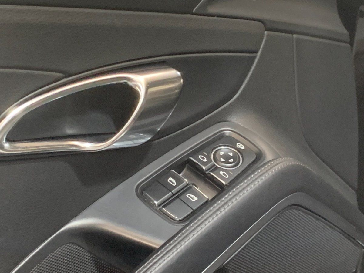 Porsche 991 Carrera 2013 — detail interieur (36)