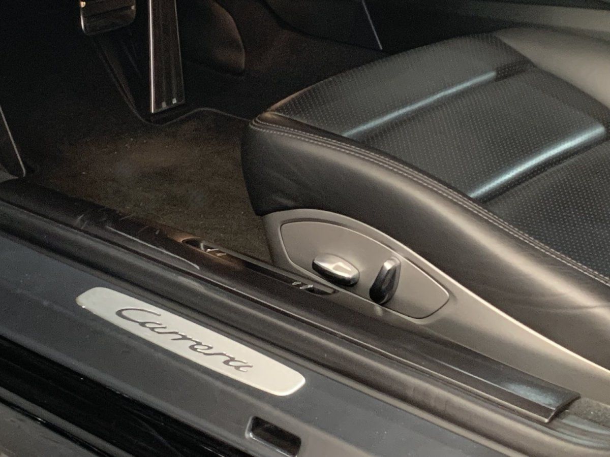 Porsche 991 Carrera 2013 — detail interieur (33)