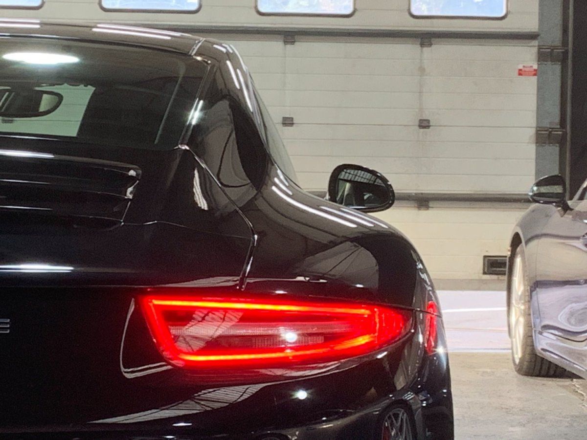 Porsche 991 Carrera 2013 — detail arriere (15)