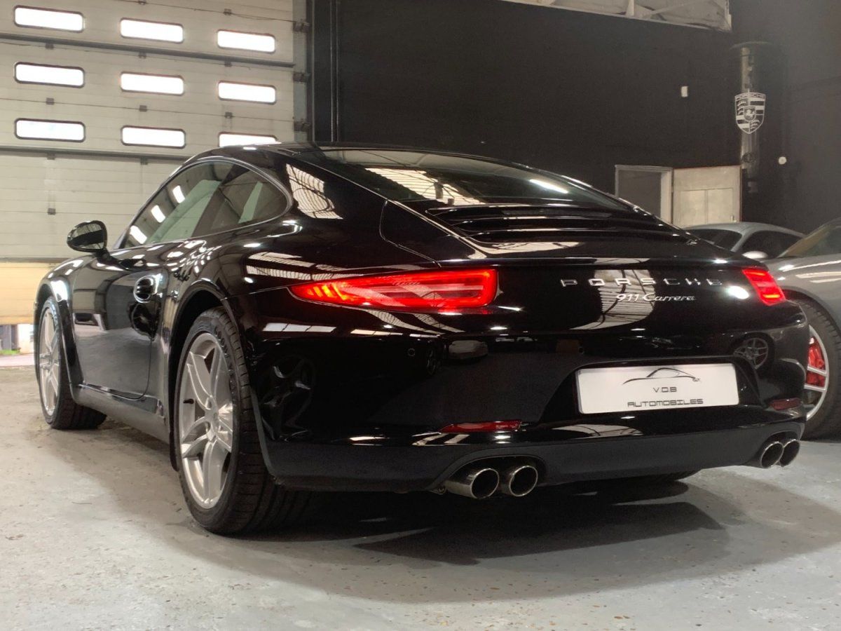 Porsche 991 Carrera 2013 — vue arriere trois-quarts (8)