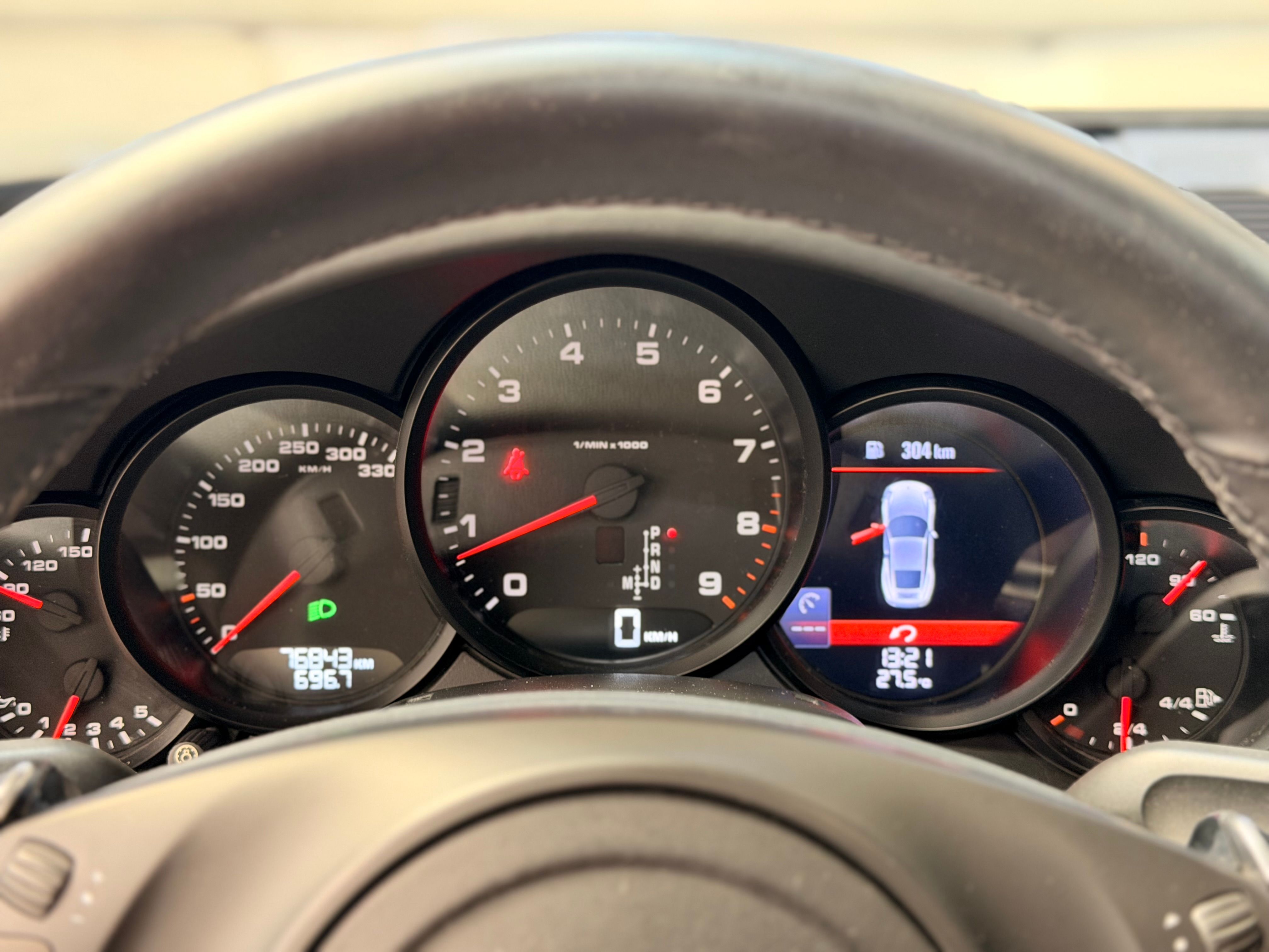 Porsche 991 Carrera PDK 3.4 350CV FRANCE PANO SUPERBE 2014 — detail (30)