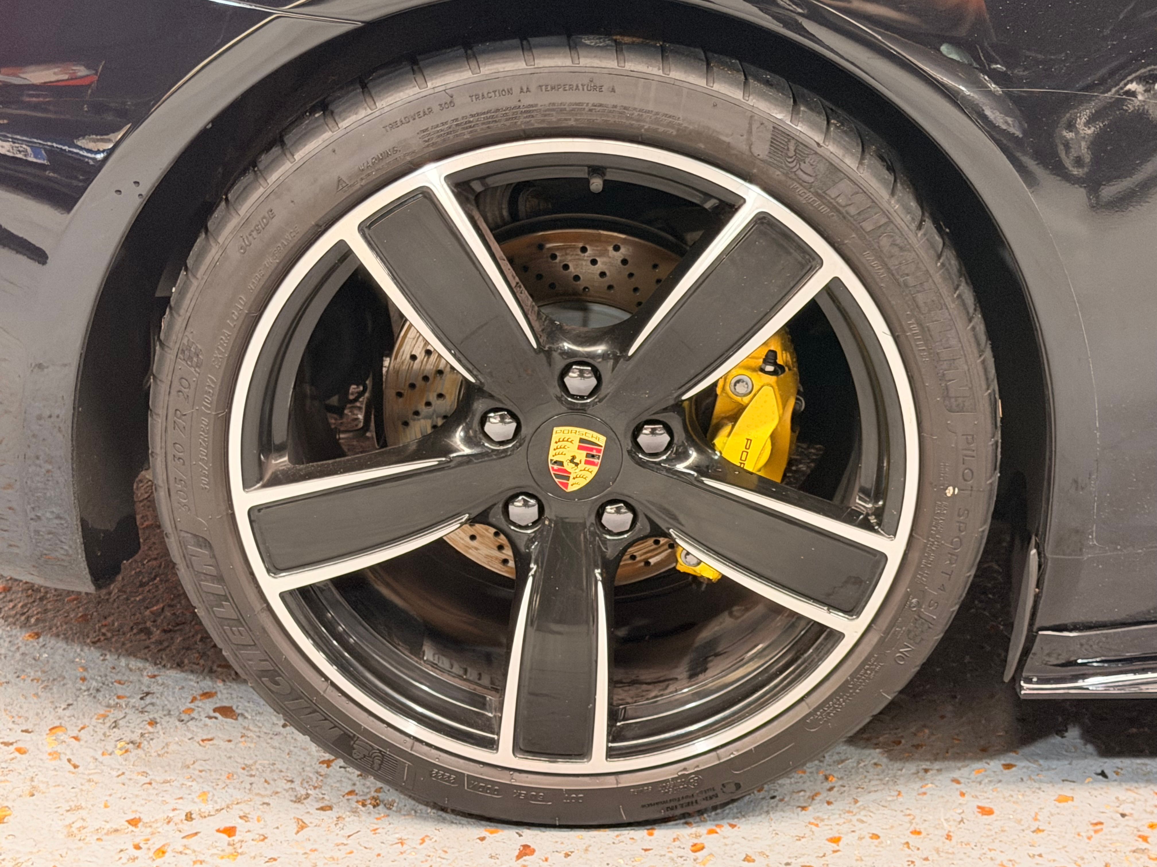 Porsche 991 Carrera 2017 — detail (33)
