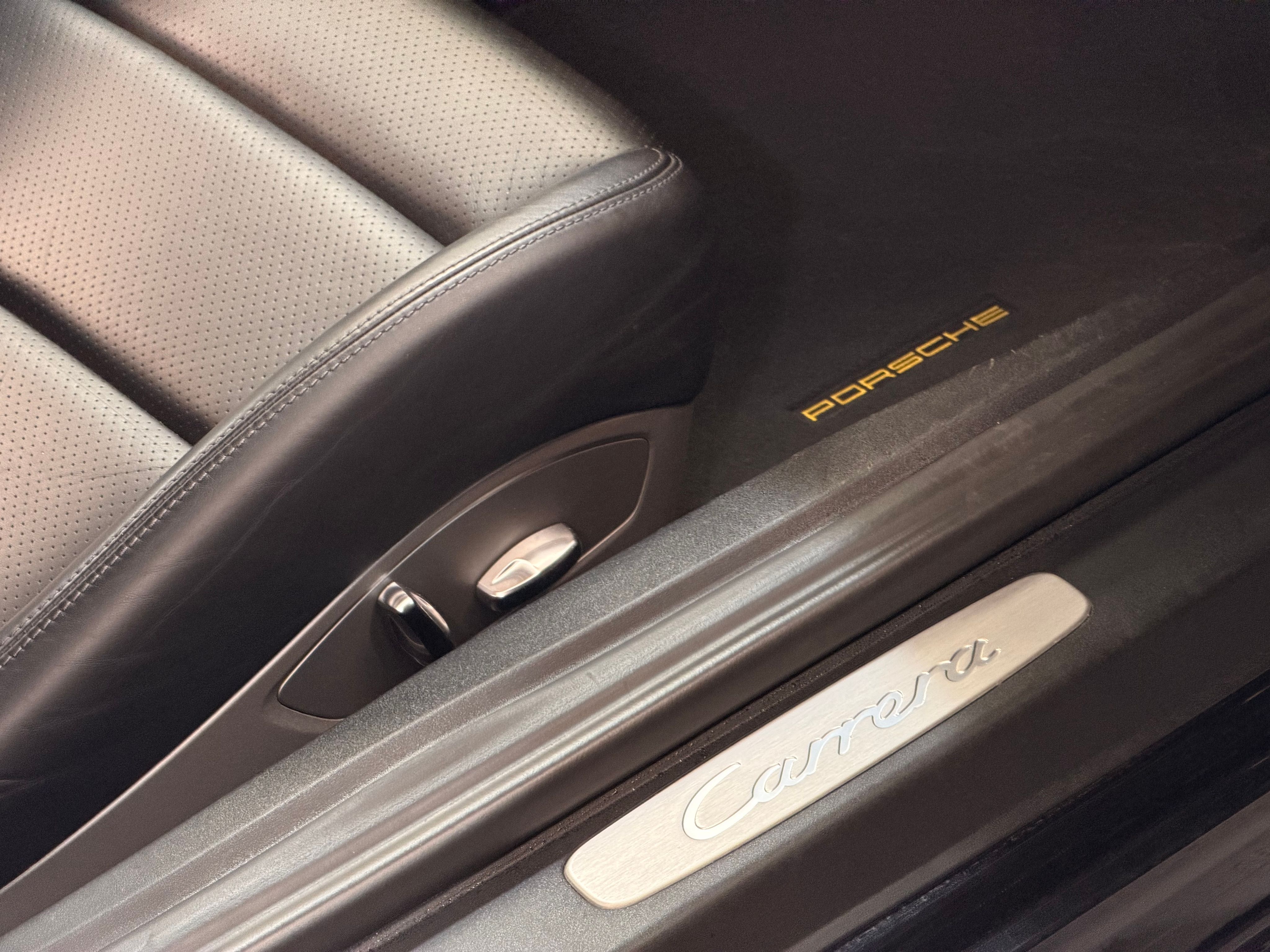 Porsche 991 Carrera 2017 — detail (43)
