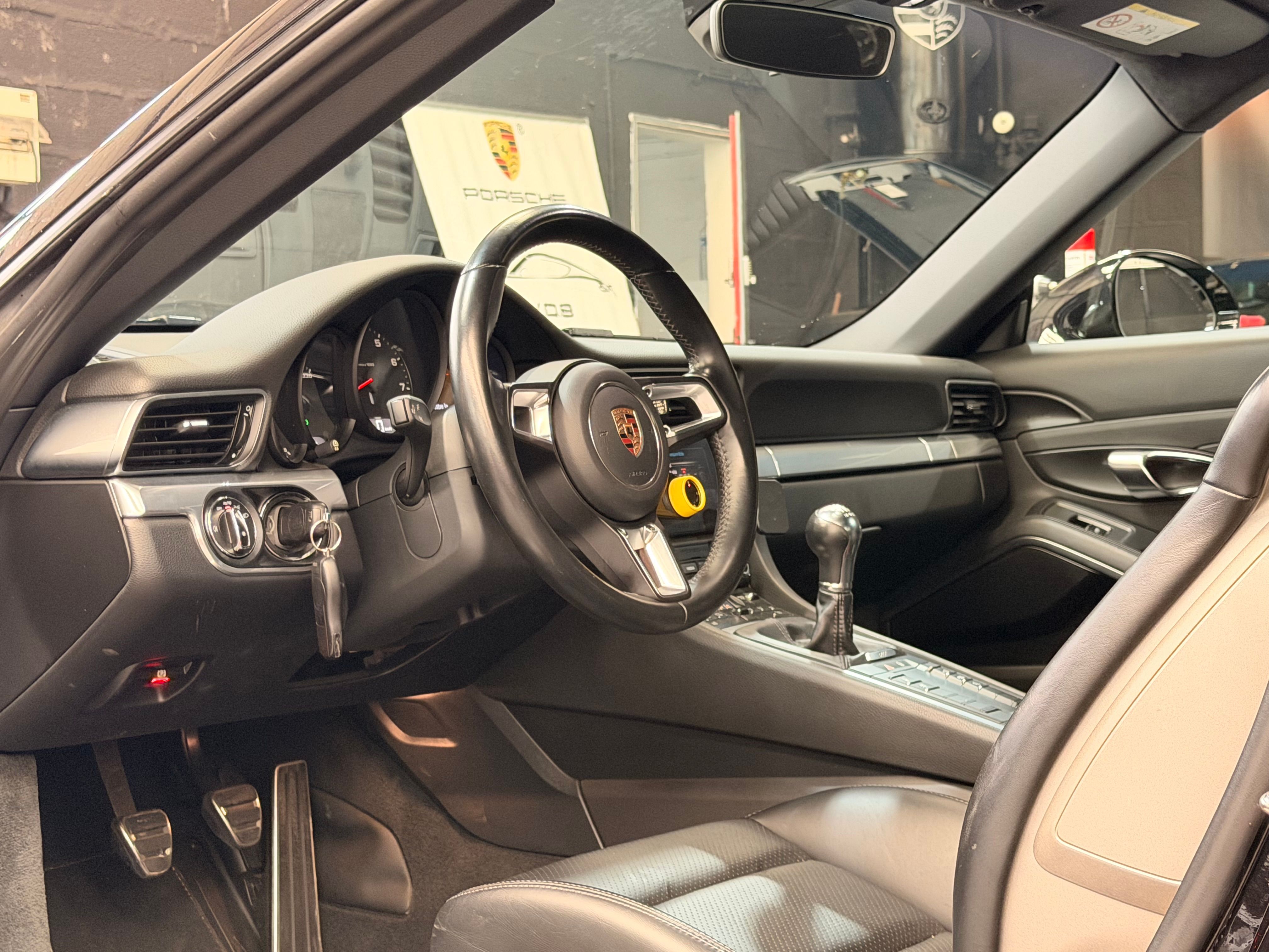 Porsche 991 Carrera 2017 — tableau de bord (16)