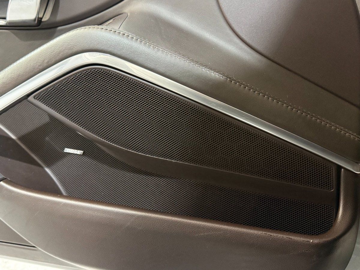 Porsche 991 Carrera 4S 2013 — detail (43)