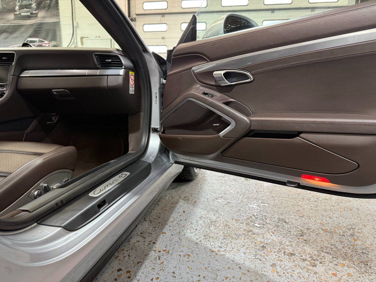 Porsche 991 Carrera 4S 2013 — detail (44)