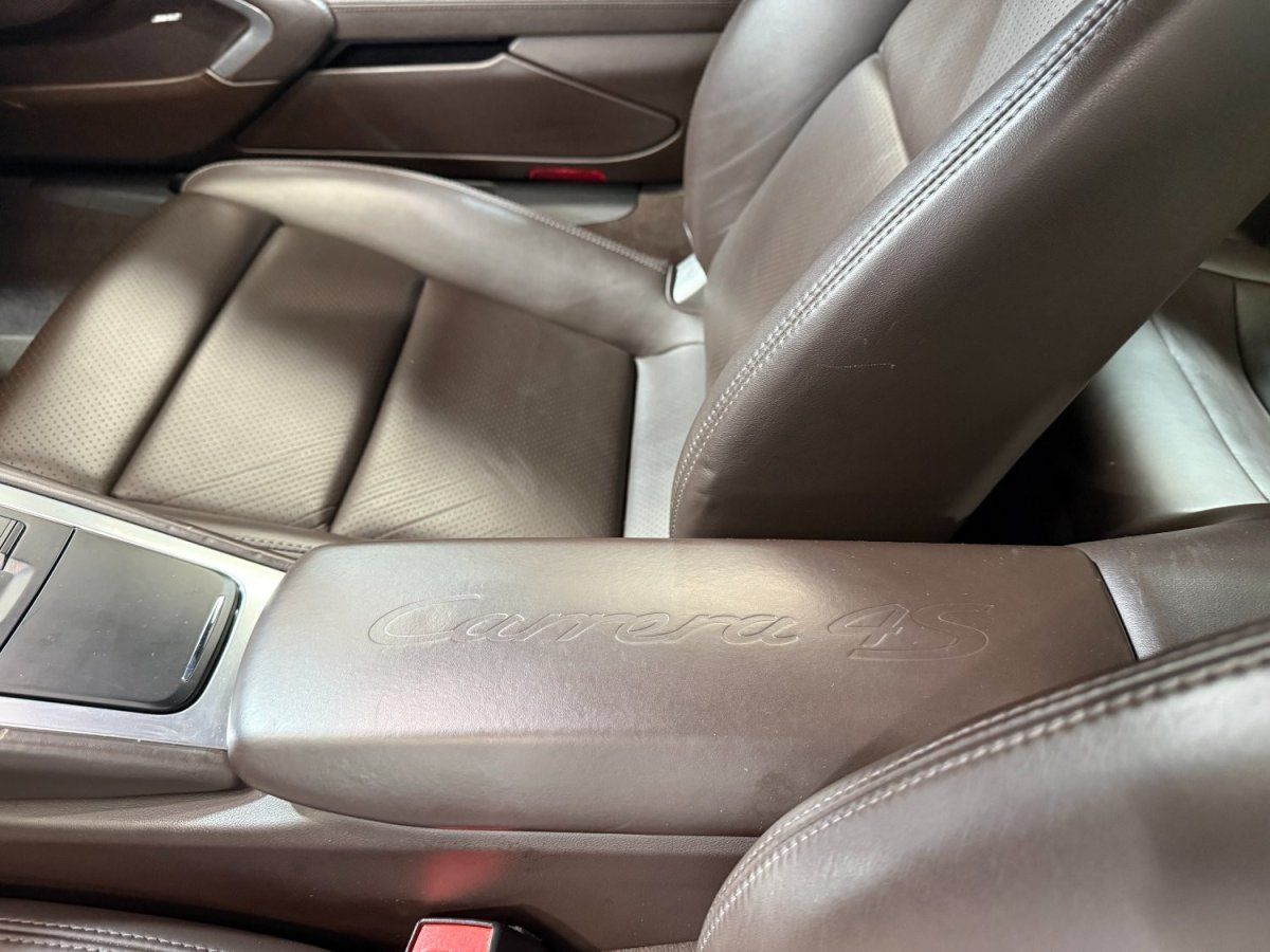 Porsche 991 Carrera 4S 2013 — sieges (31)