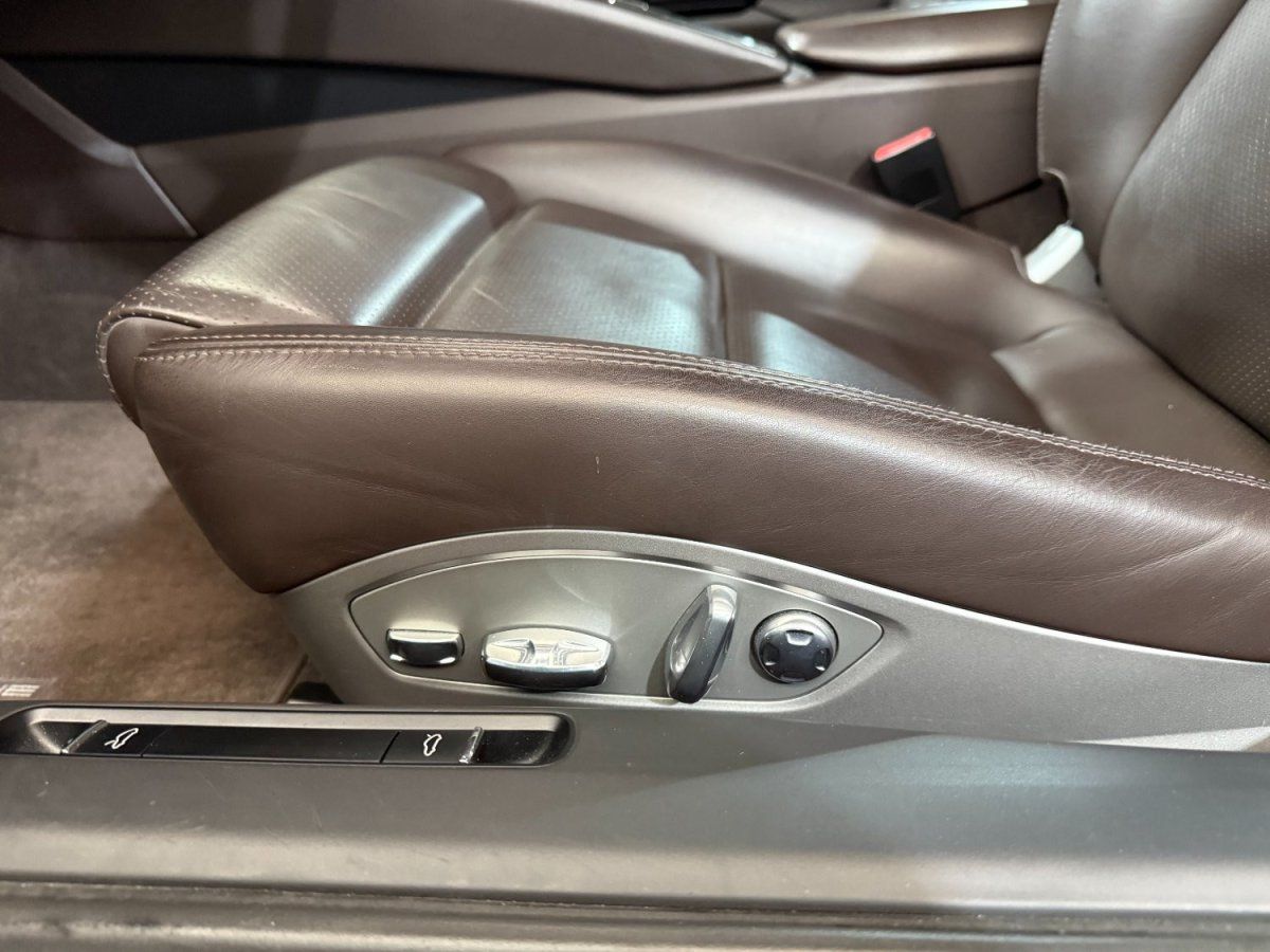 Porsche 991 Carrera 4S 2013 — sieges (33)