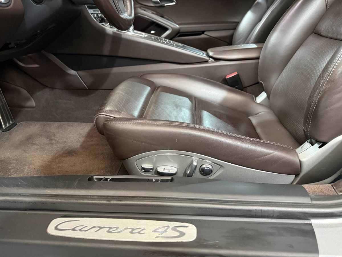 Porsche 991 Carrera 4S 2013 — sieges (34)