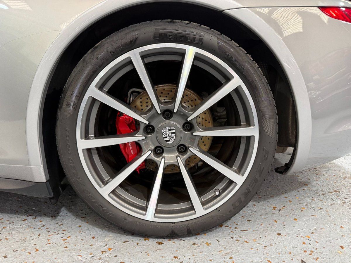 Porsche 991 Carrera 4S 2013 — jante et pneumatique (39)