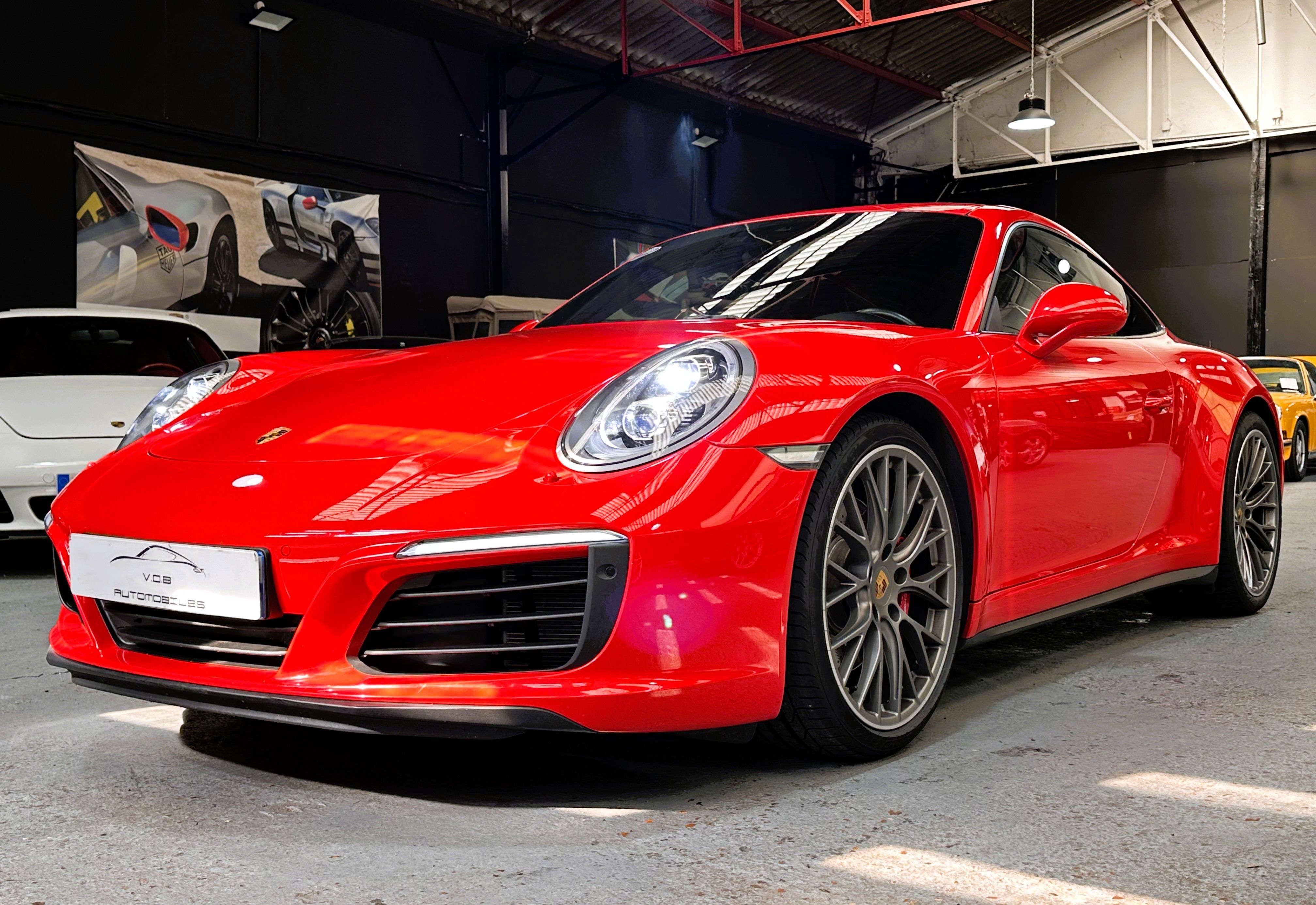 Porsche 991 Carrera 4S 2016 — vue avant trois-quarts (2)