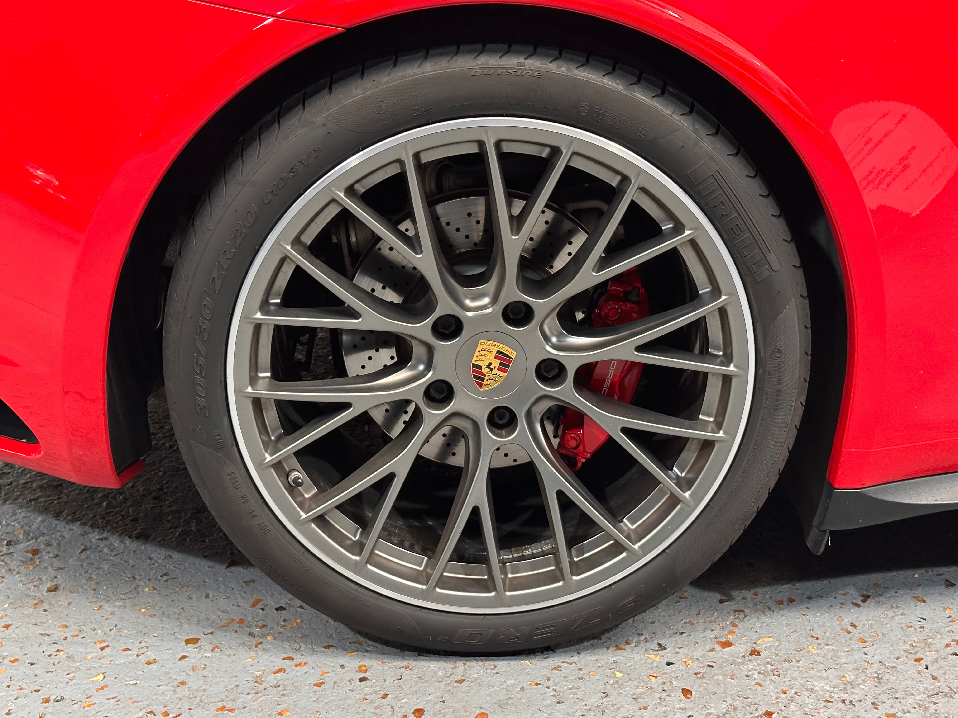Porsche 991 Carrera 4S 2016 — jante et pneumatique (30)