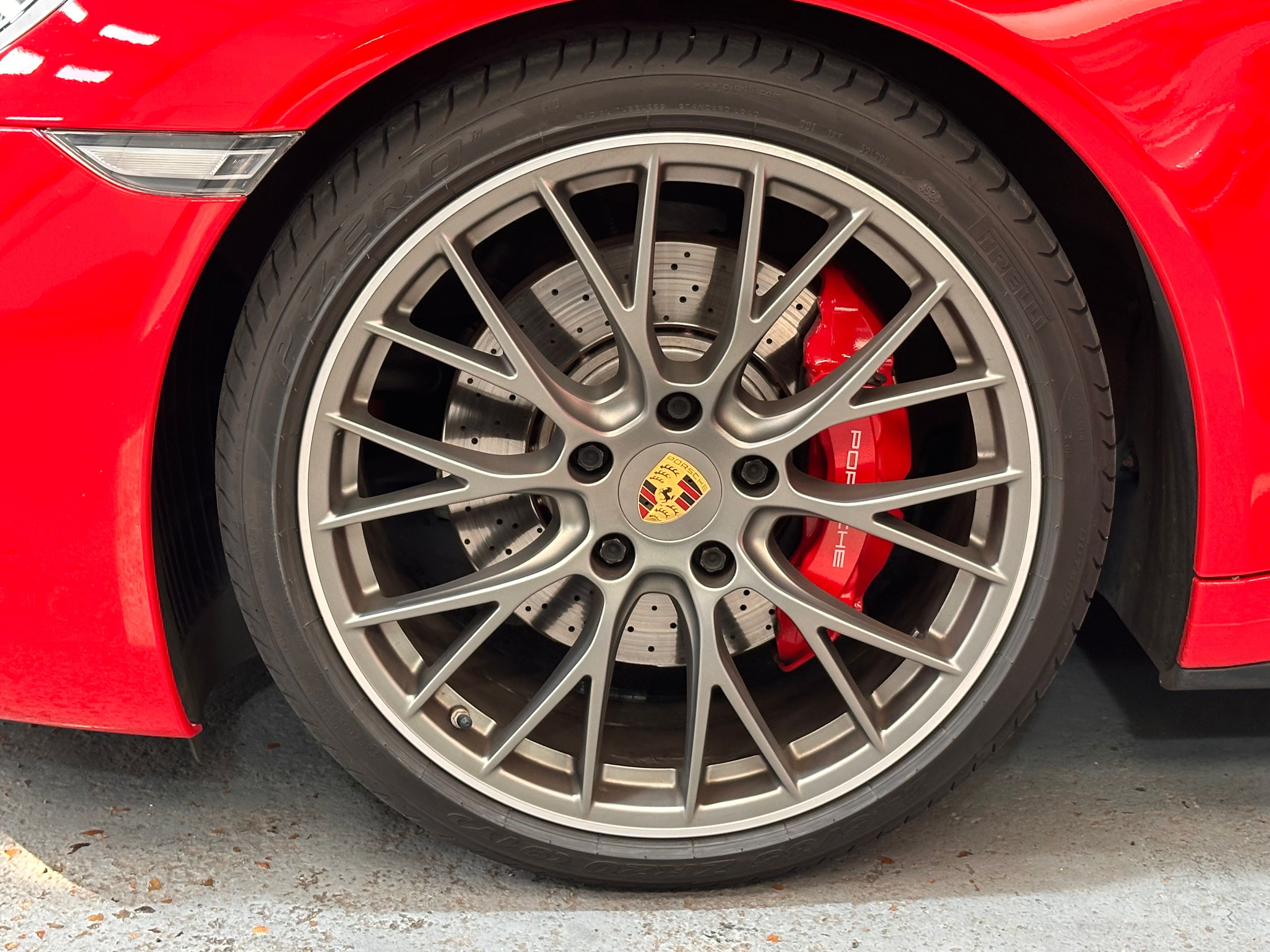 Porsche 991 Carrera 4S 2016 — jante et pneumatique (32)