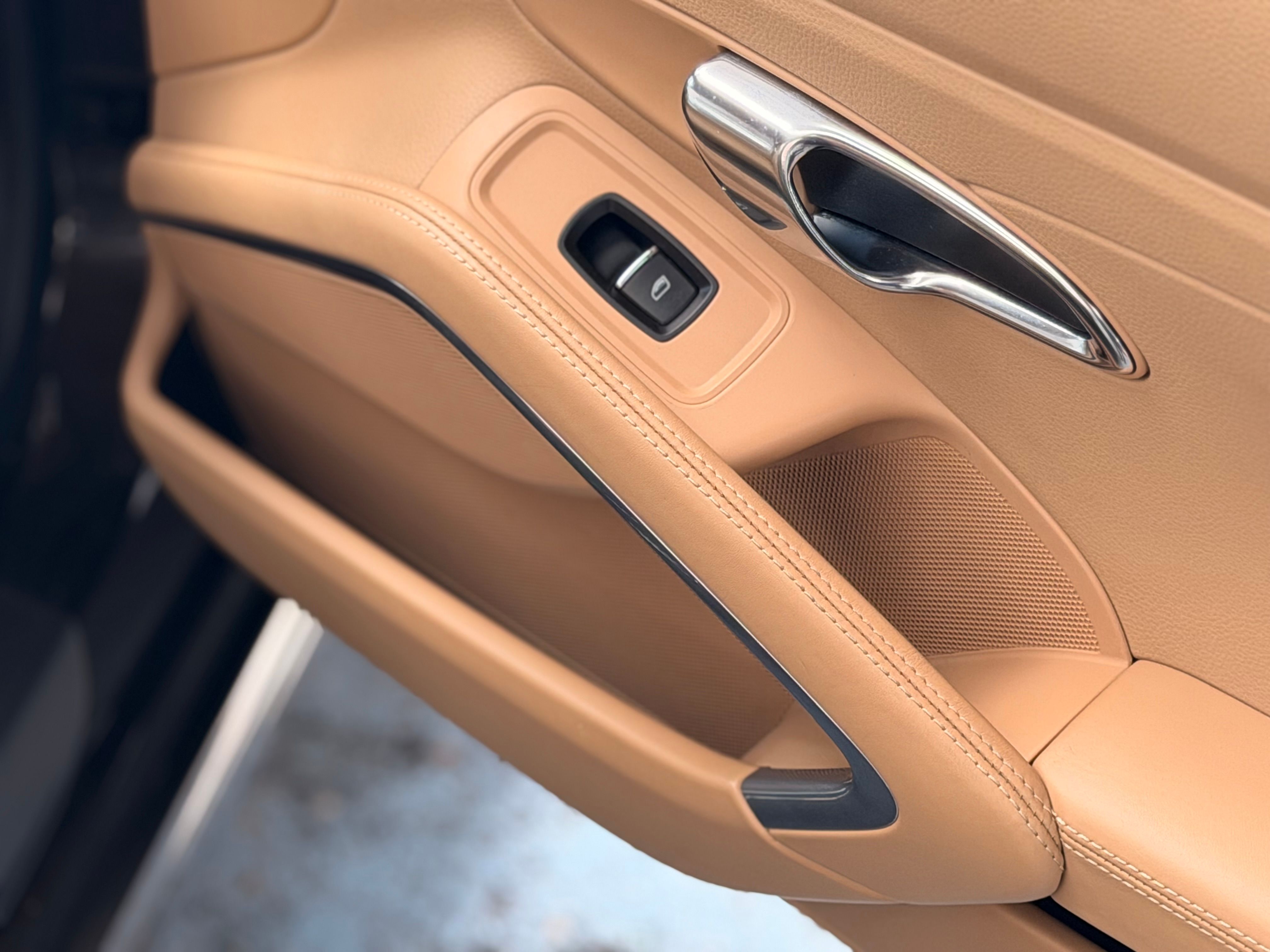 PORSCHE 991 CARRERA S PDK 3.8 400CV PDK / CHRONO /PSE /66000 KM 2012 — detail (36)