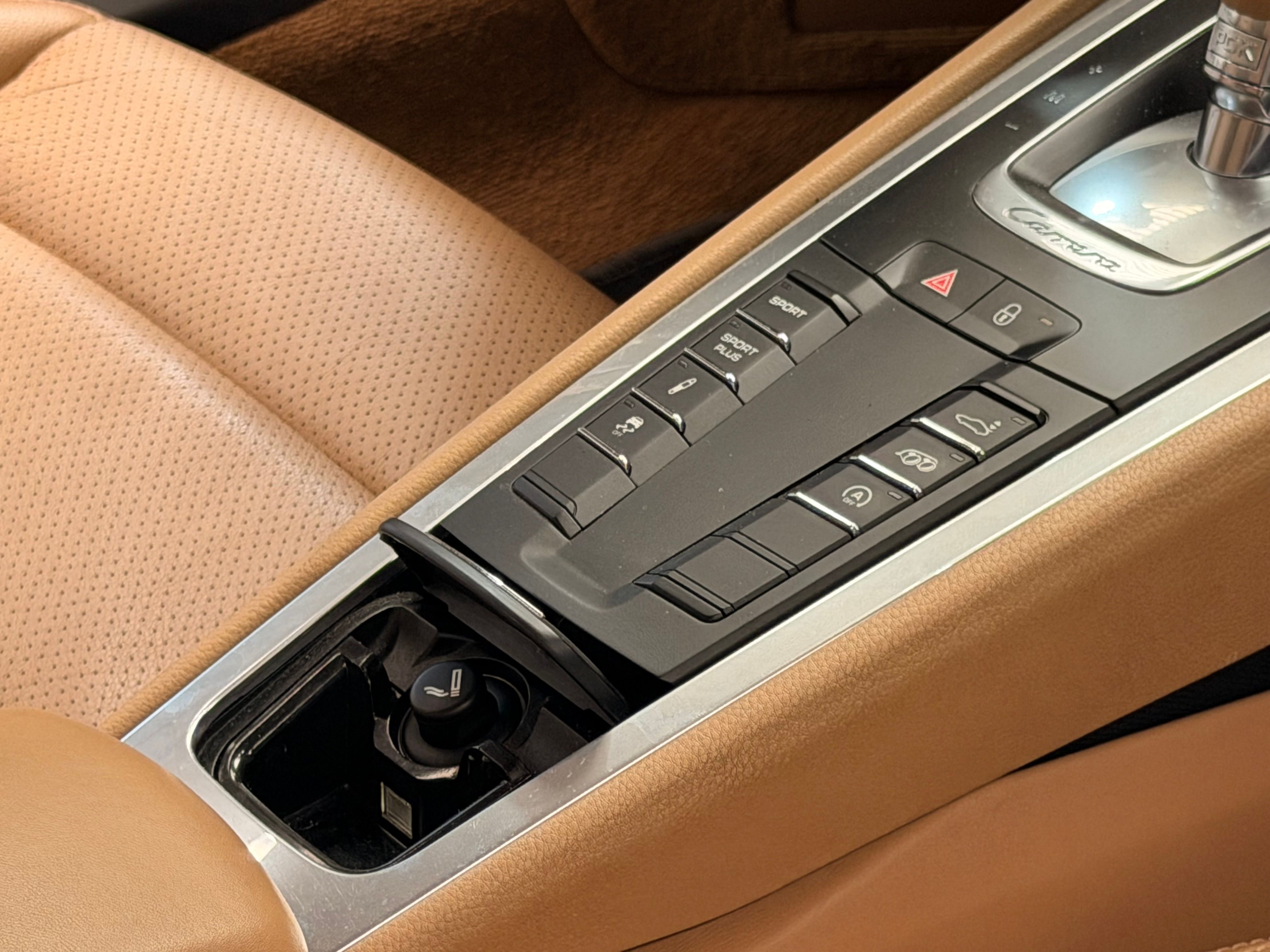 PORSCHE 991 CARRERA S PDK 3.8 400CV PDK / CHRONO /PSE /66000 KM 2012 — detail (38)