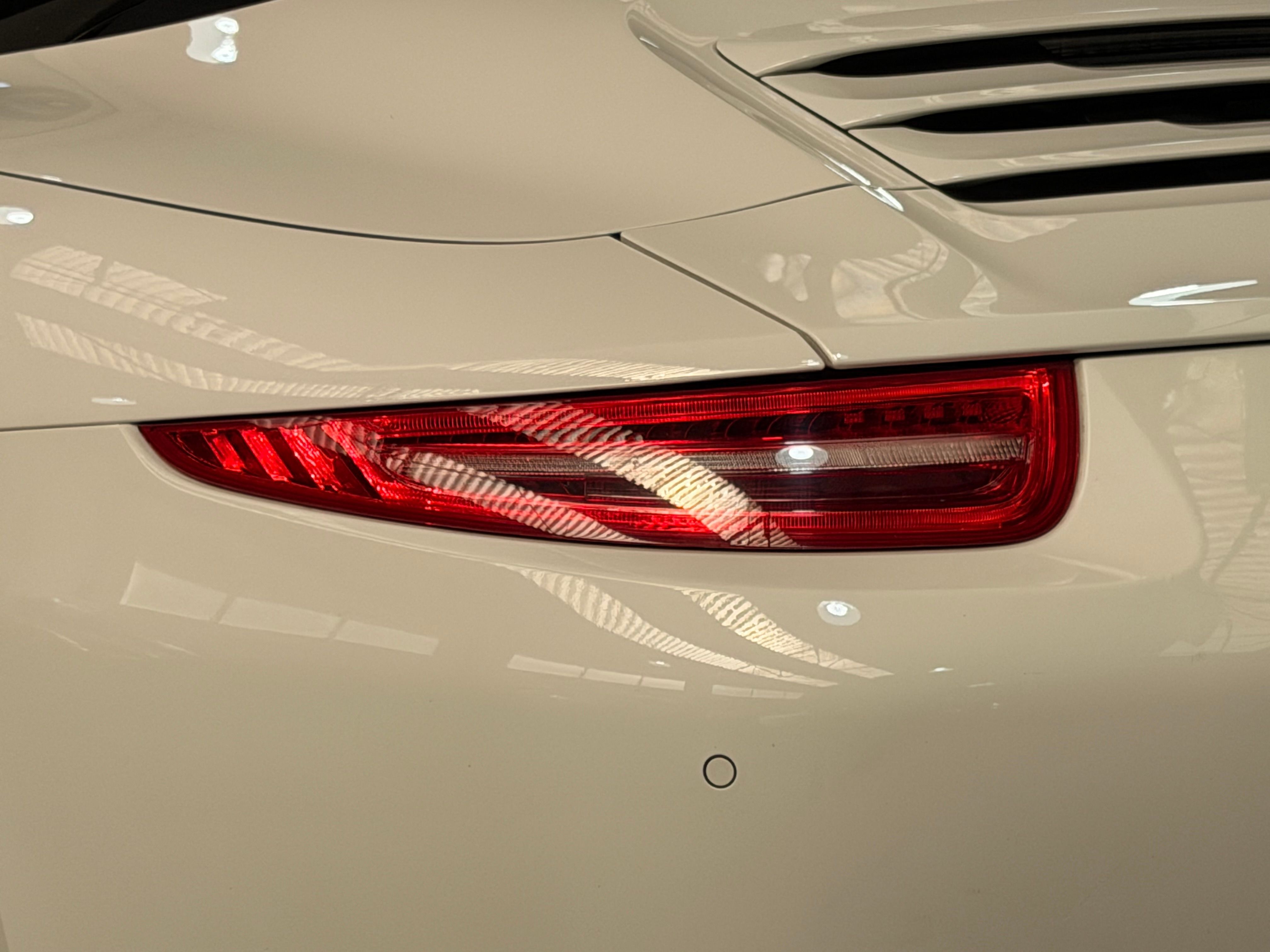 Porsche 991 Carrera Cabriolet 2013 — detail (47)