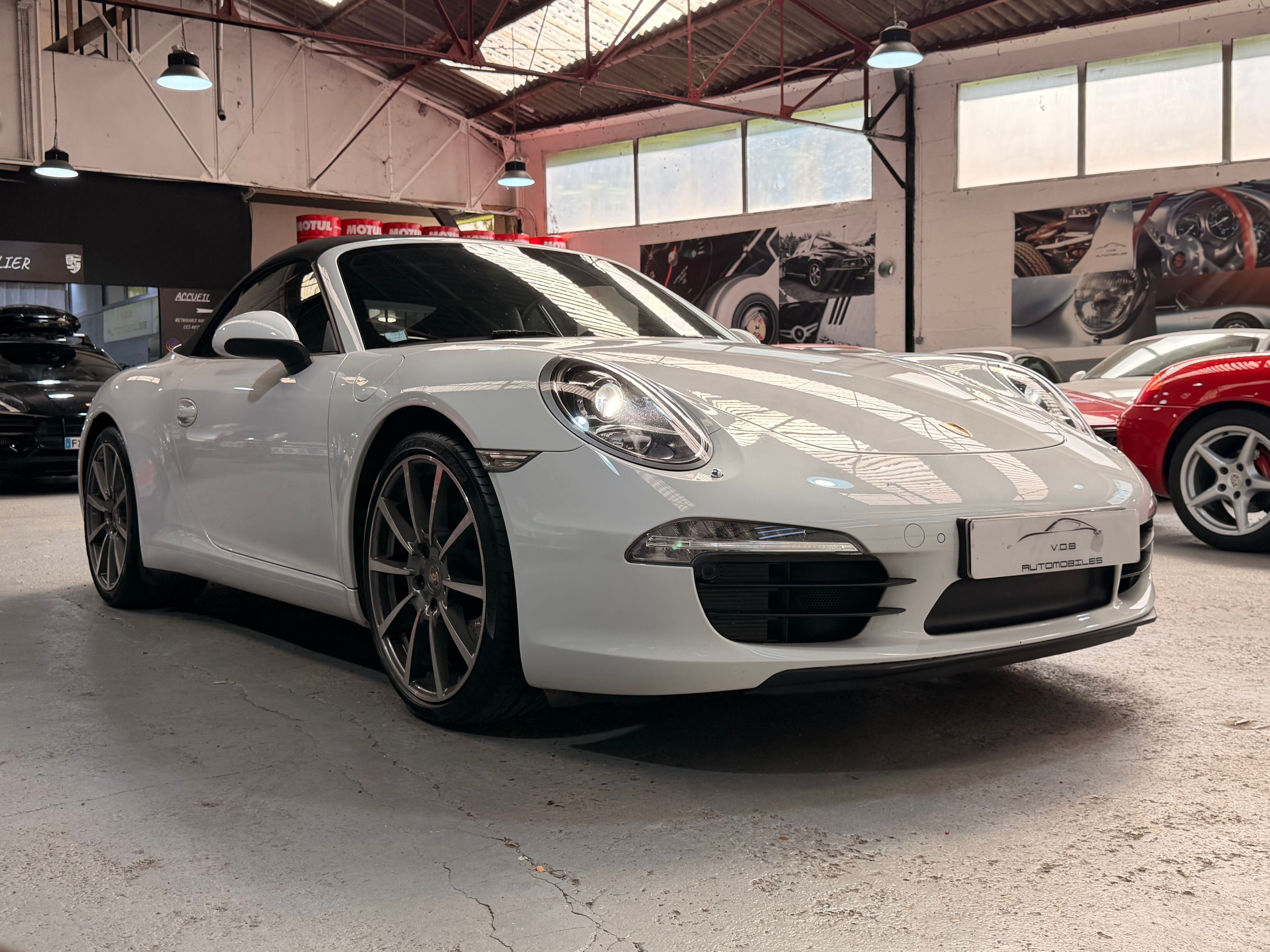 Porsche 991 Carrera Cabriolet 2013 — vue avant trois-quarts (2)