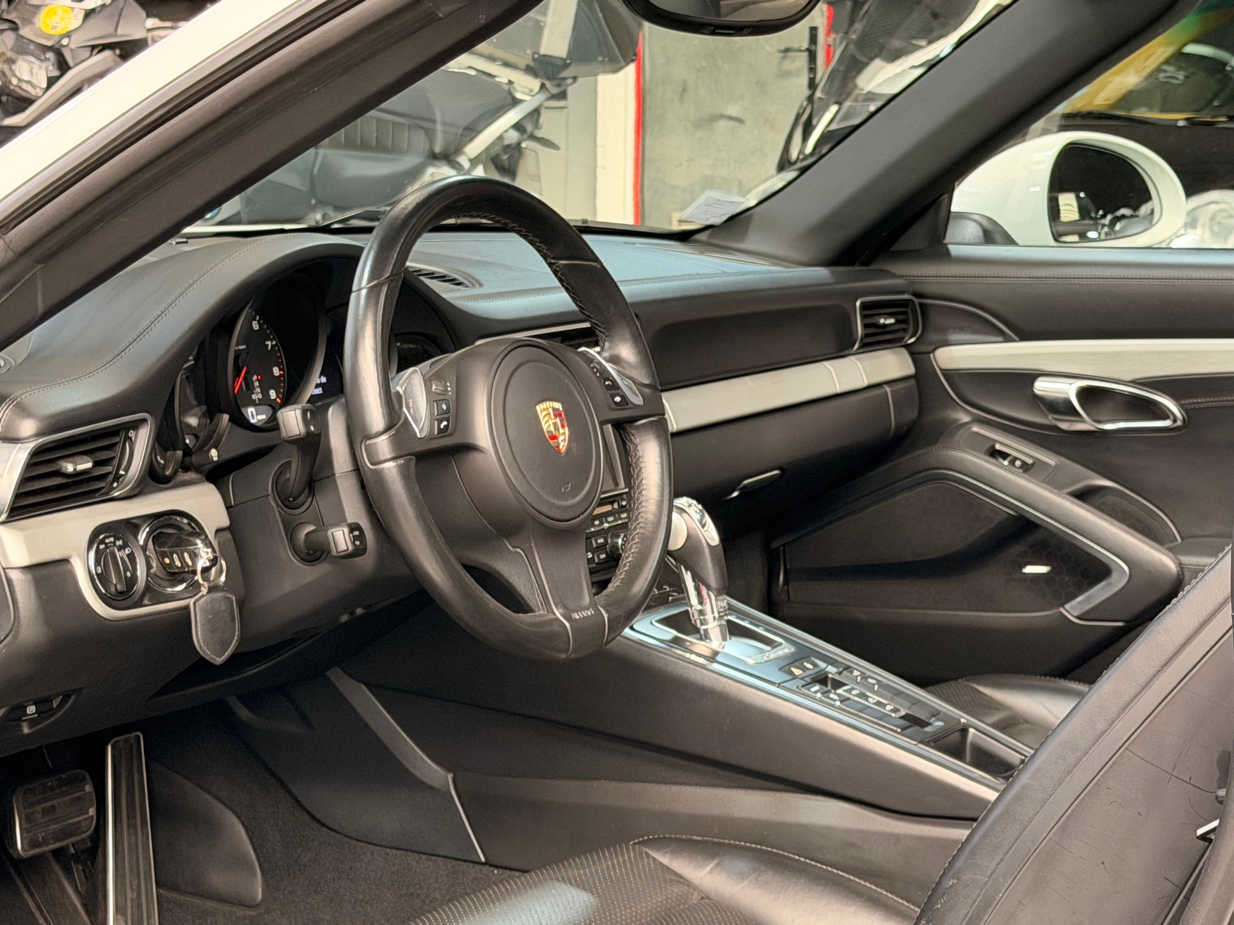 Porsche 991 Carrera Cabriolet 2013 — tableau de bord (18)