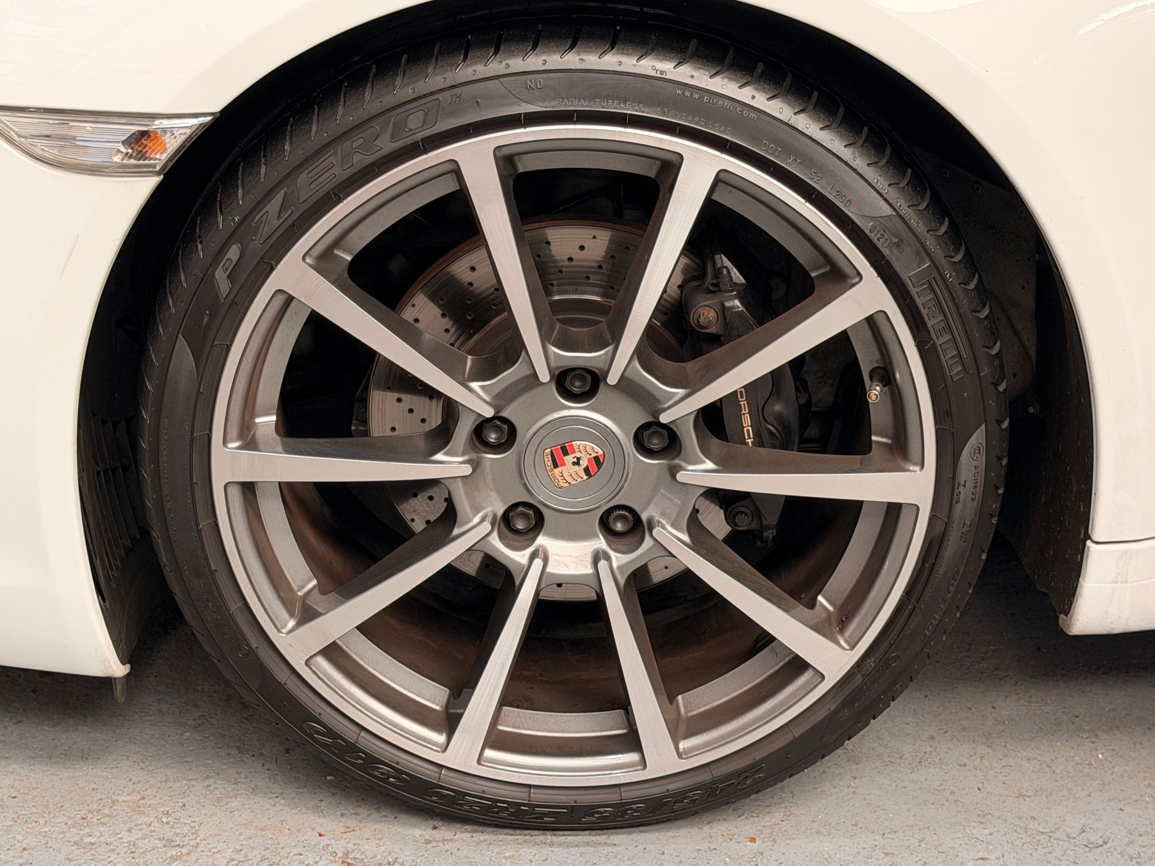 Porsche 991 Carrera Cabriolet 2013 — jante et pneumatique (39)